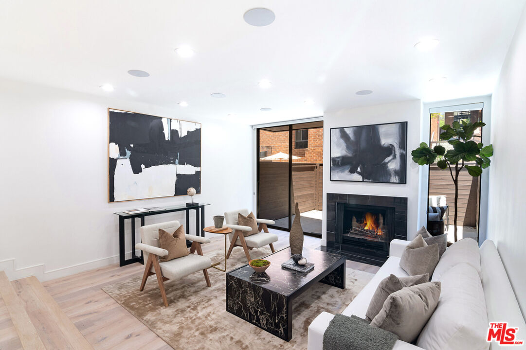 1033 Carol Dr Unit: T13