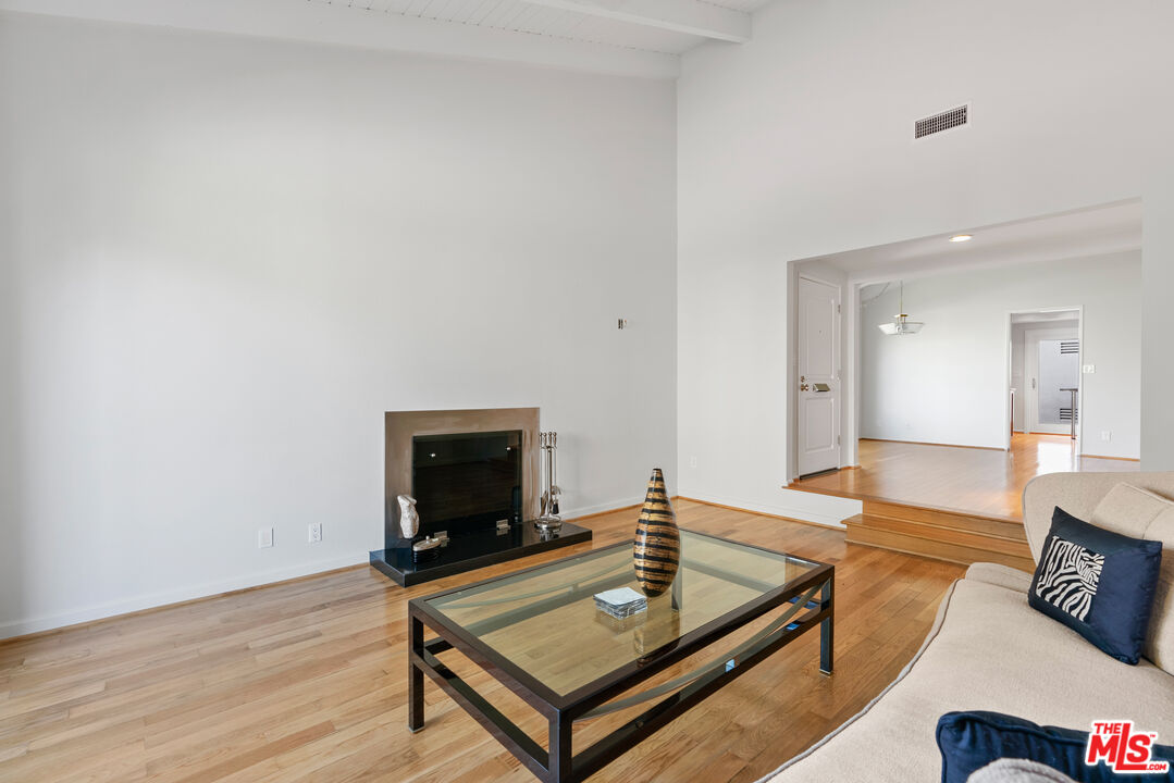 42 Village Pkwy