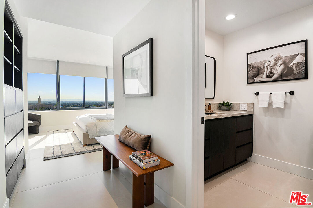 10724 Wilshire Blvd Unit: 1210