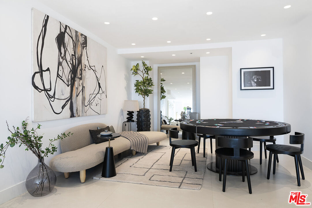 10724 Wilshire Blvd Unit: 1210