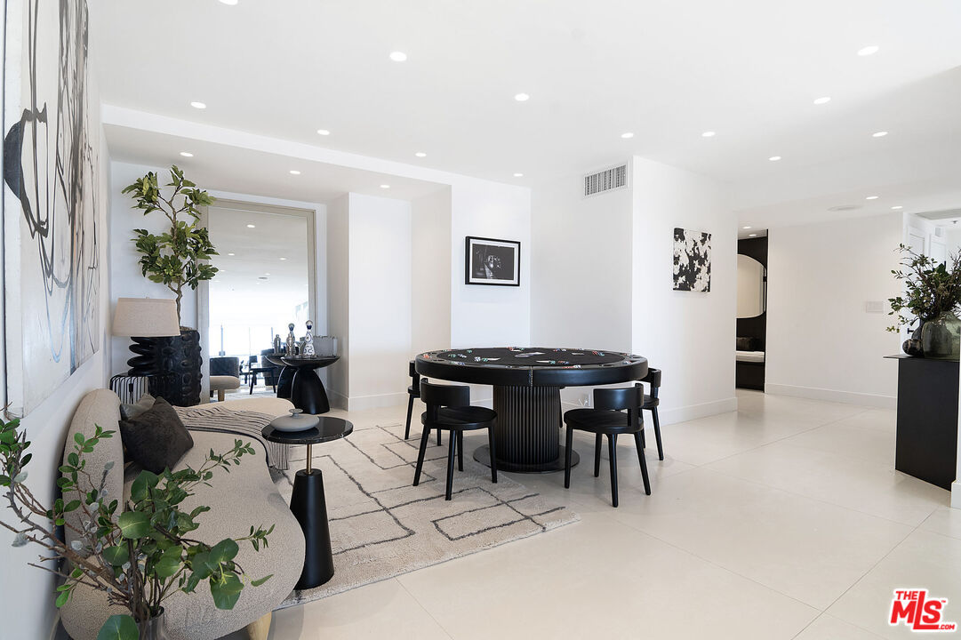 10724 Wilshire Blvd Unit: 1210