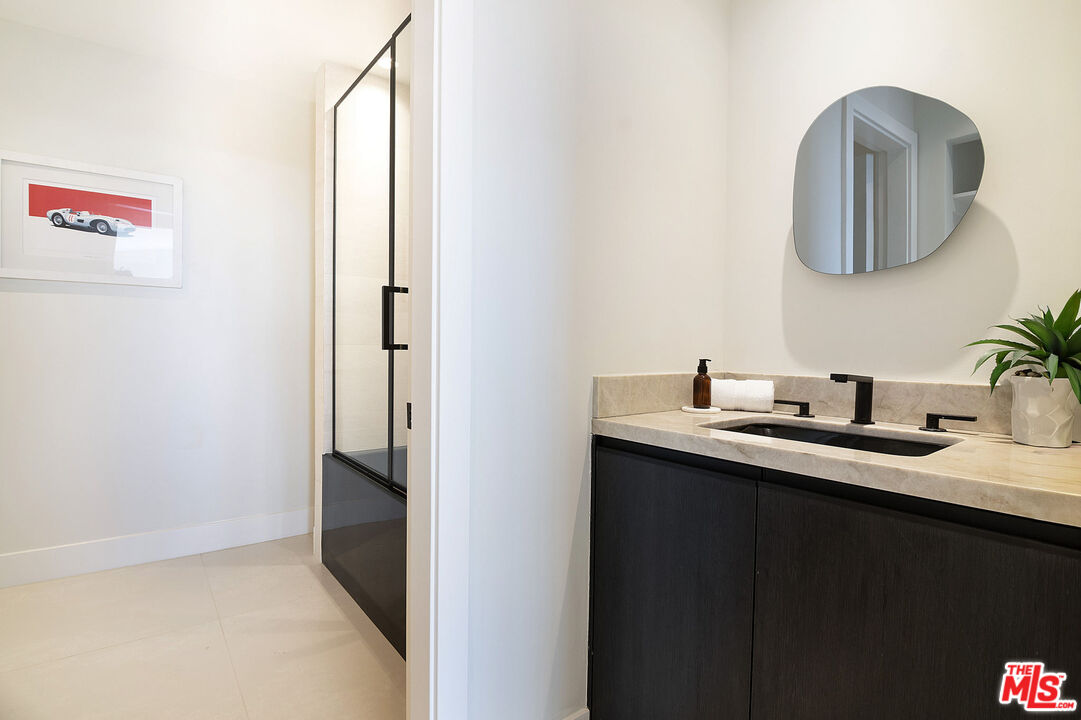 10724 Wilshire Blvd Unit: 1210