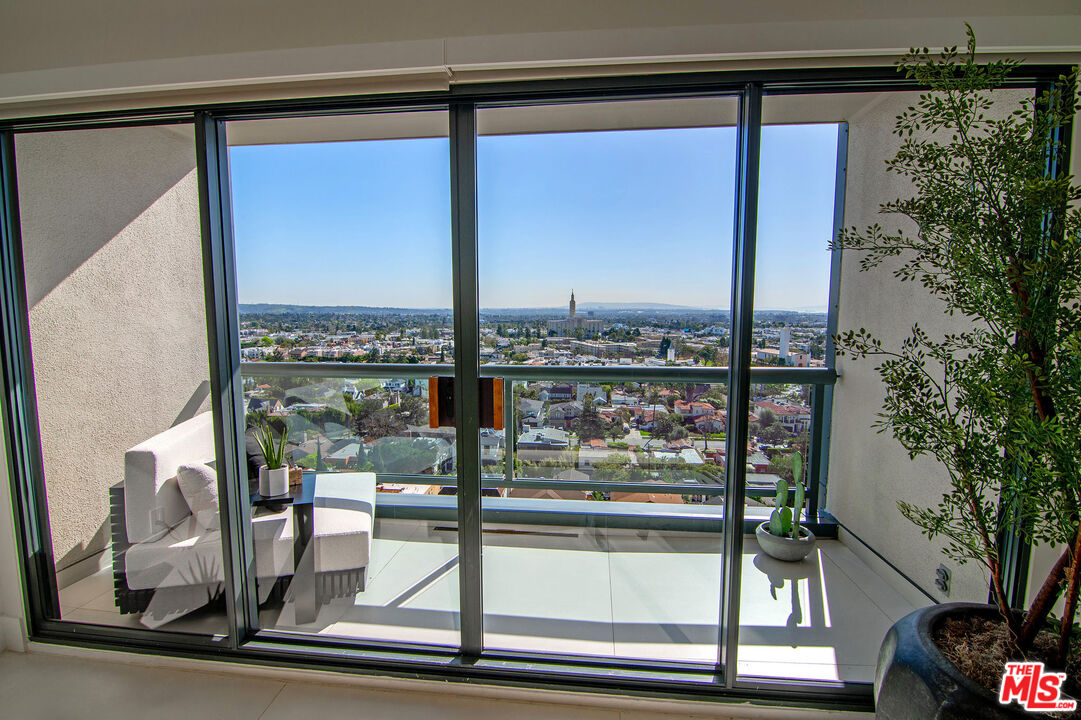 10724 Wilshire Blvd Unit: 1210