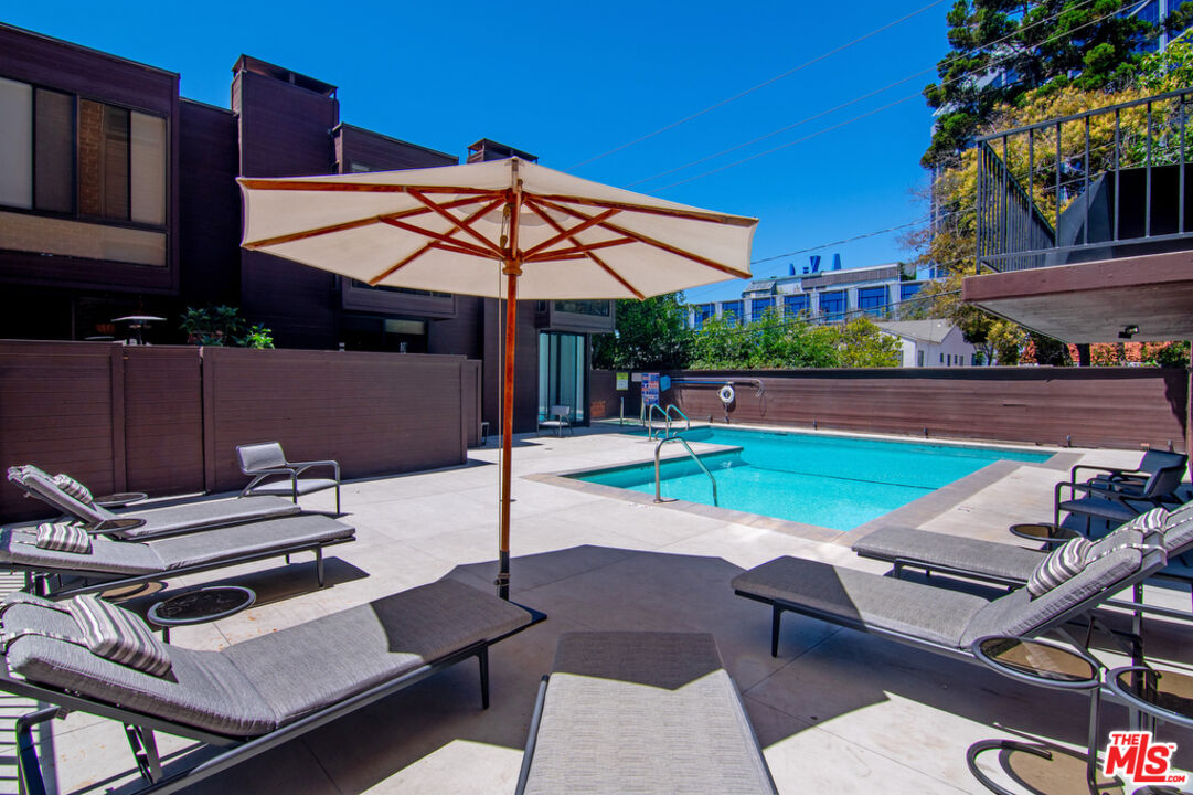 1033 Carol Dr Unit: T13