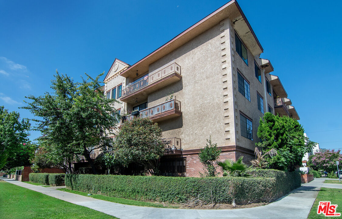 1101 Rexford Dr Unit: 302