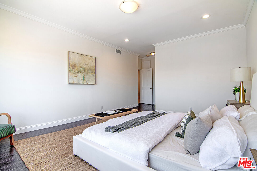 1101 Rexford Dr Unit: 302