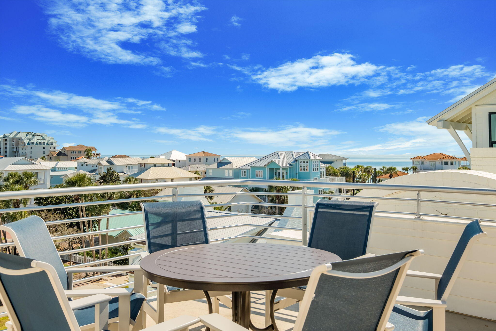 80 Hutchinson Street