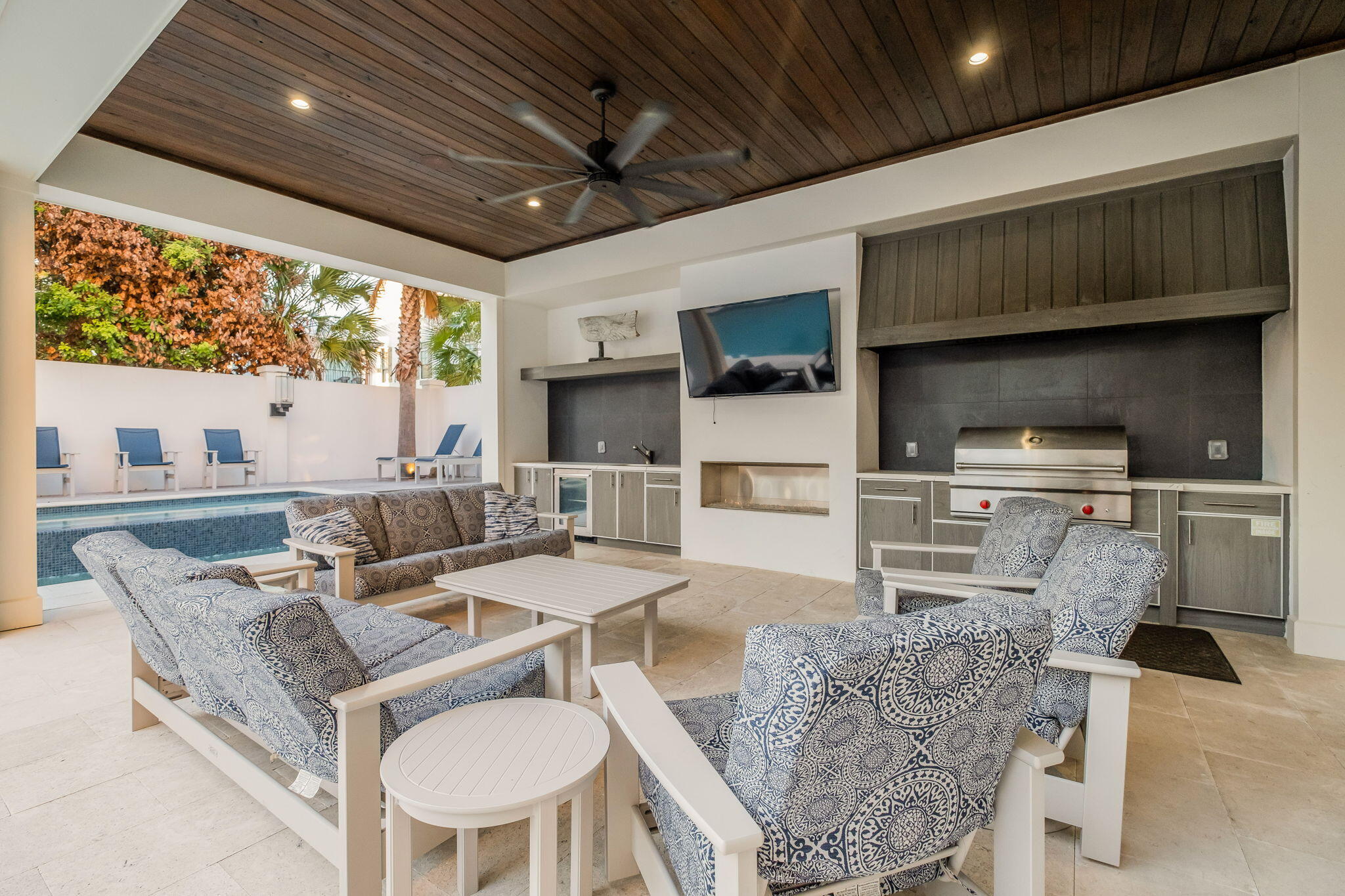 80 Hutchinson Street