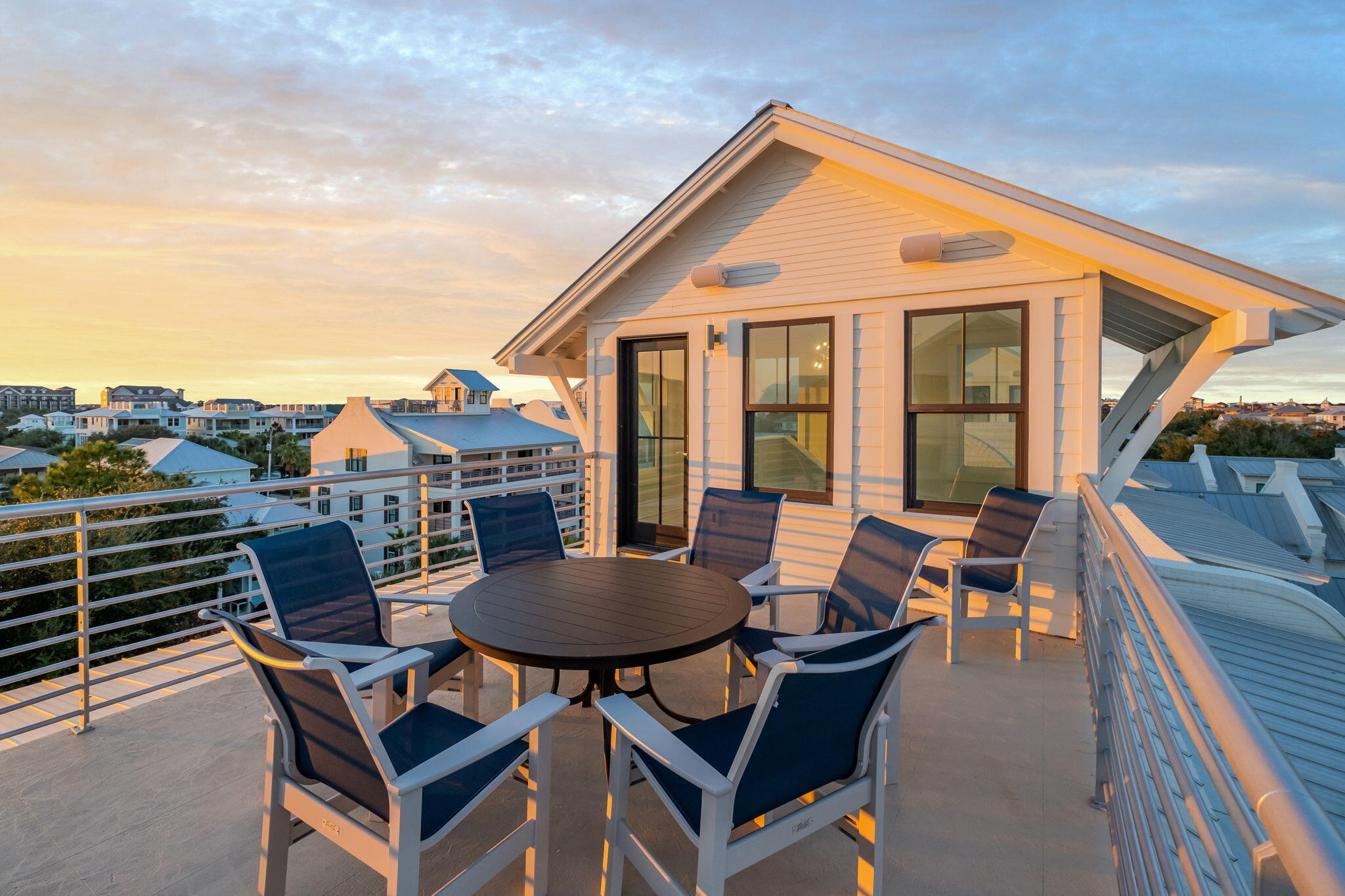 80 Hutchinson Street