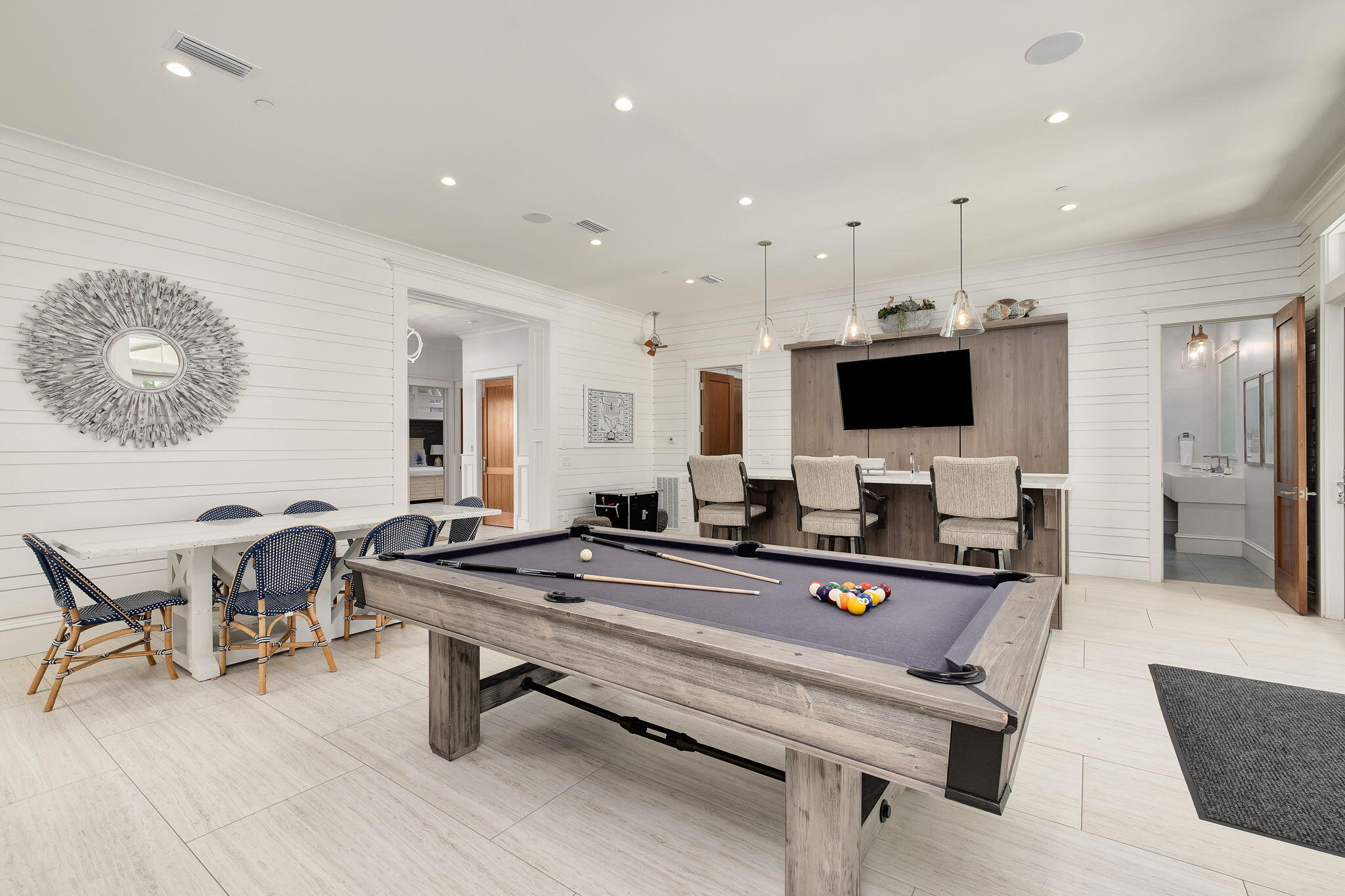 80 Hutchinson Street