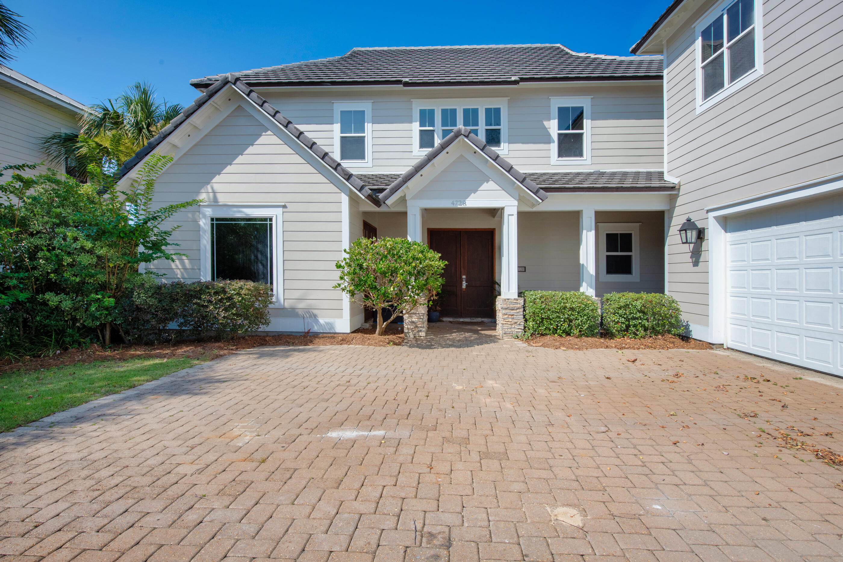 4728 Rendezvous Cove