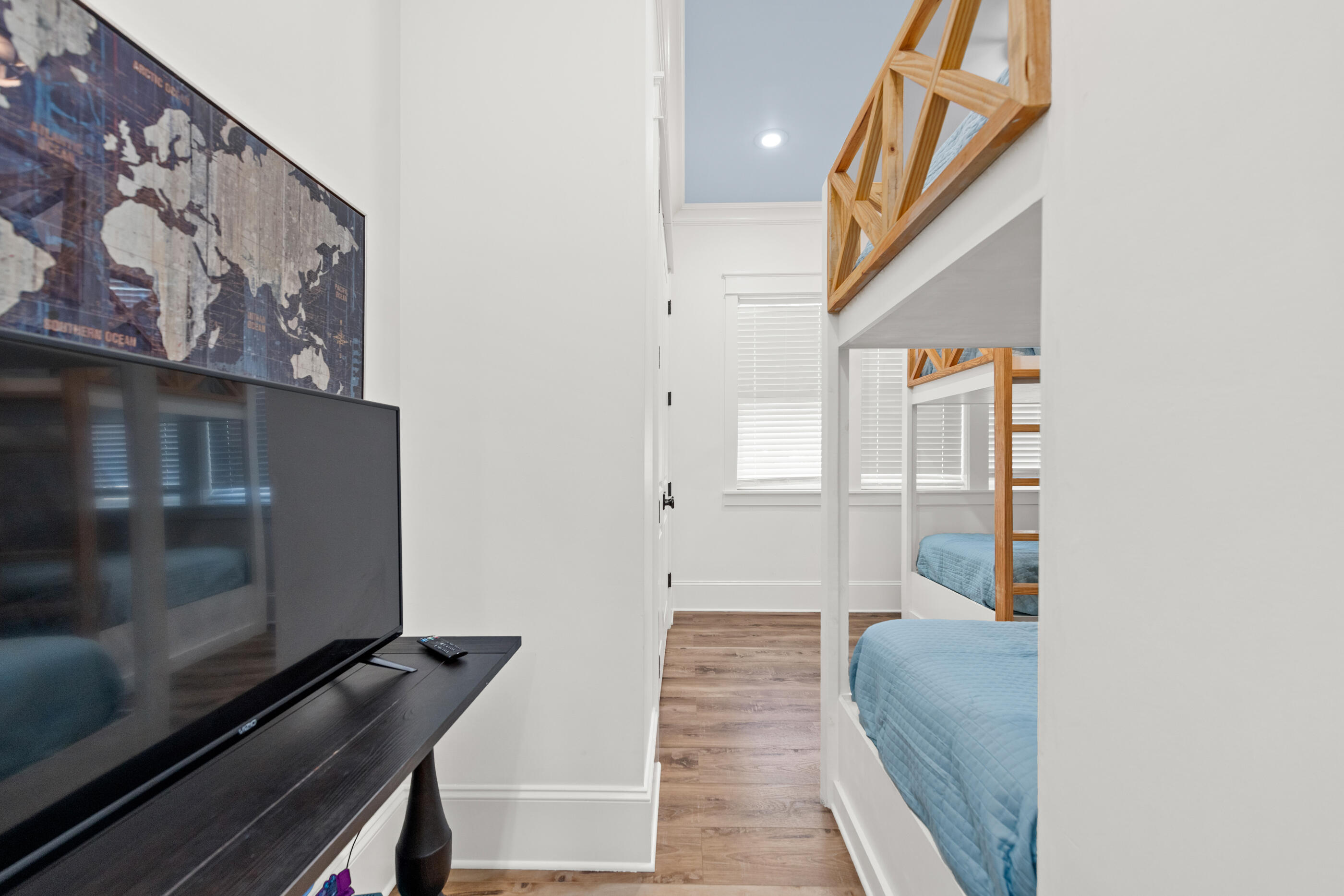 4728 Rendezvous Cove