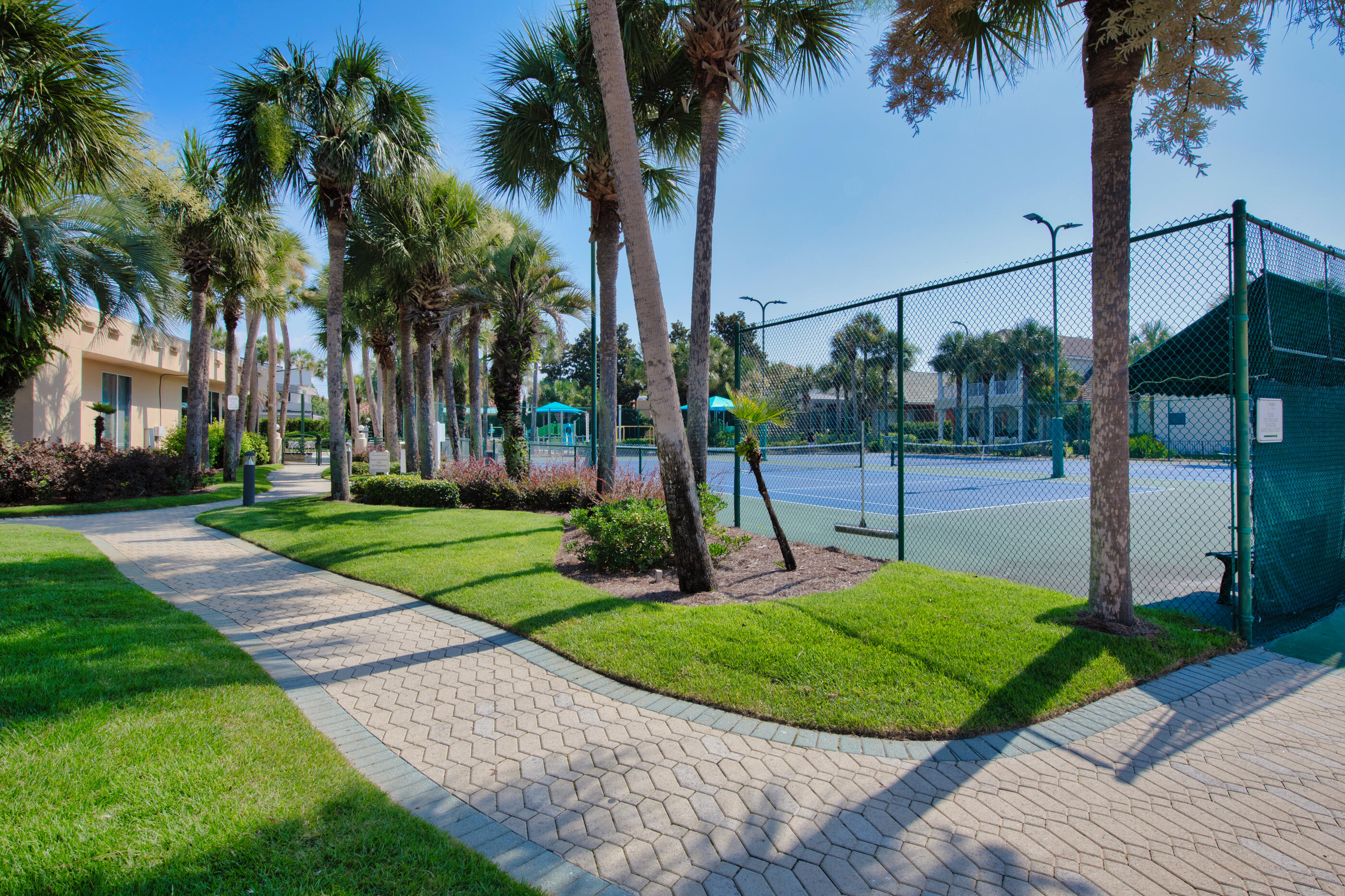 4728 Rendezvous Cove