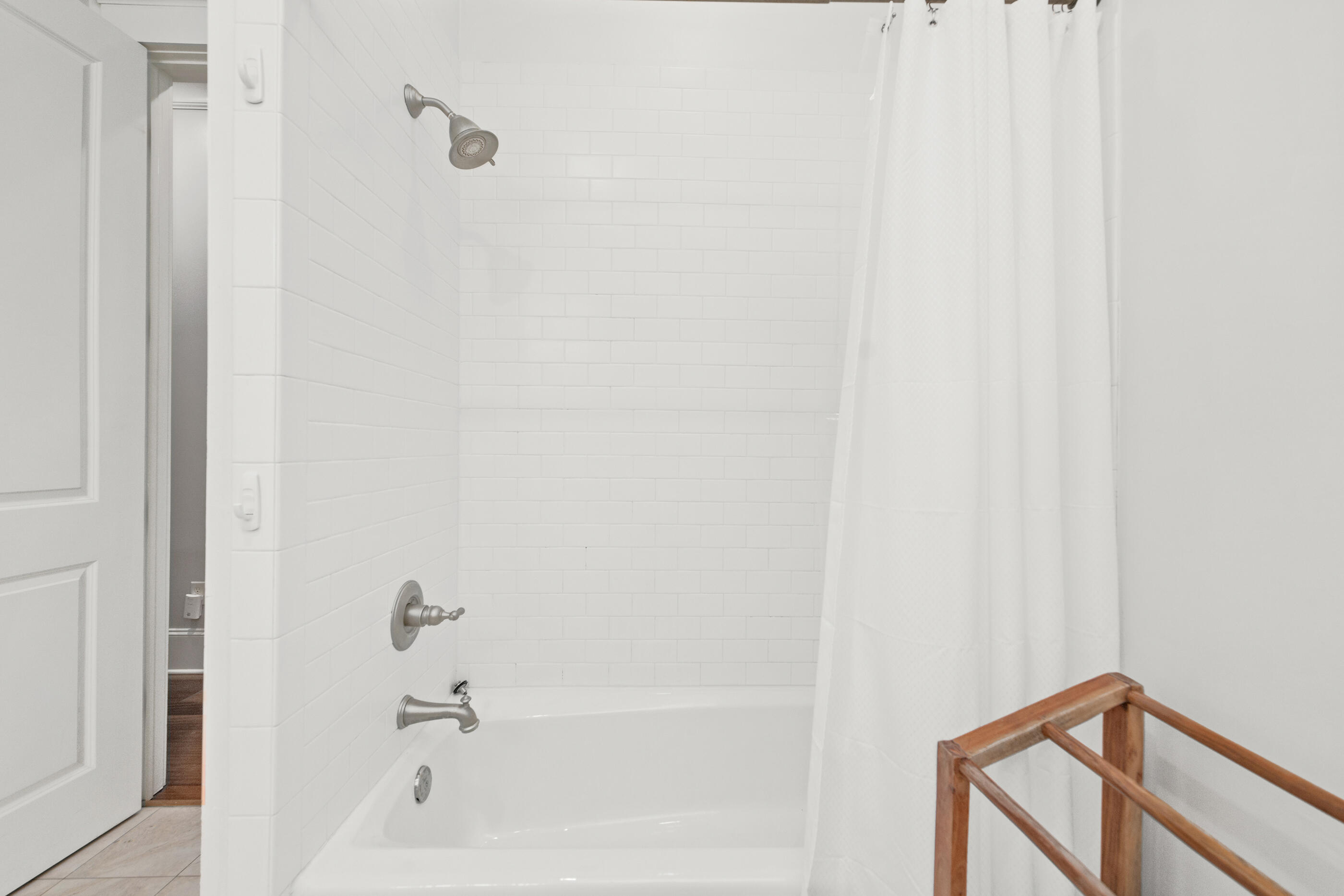 4728 Rendezvous Cove