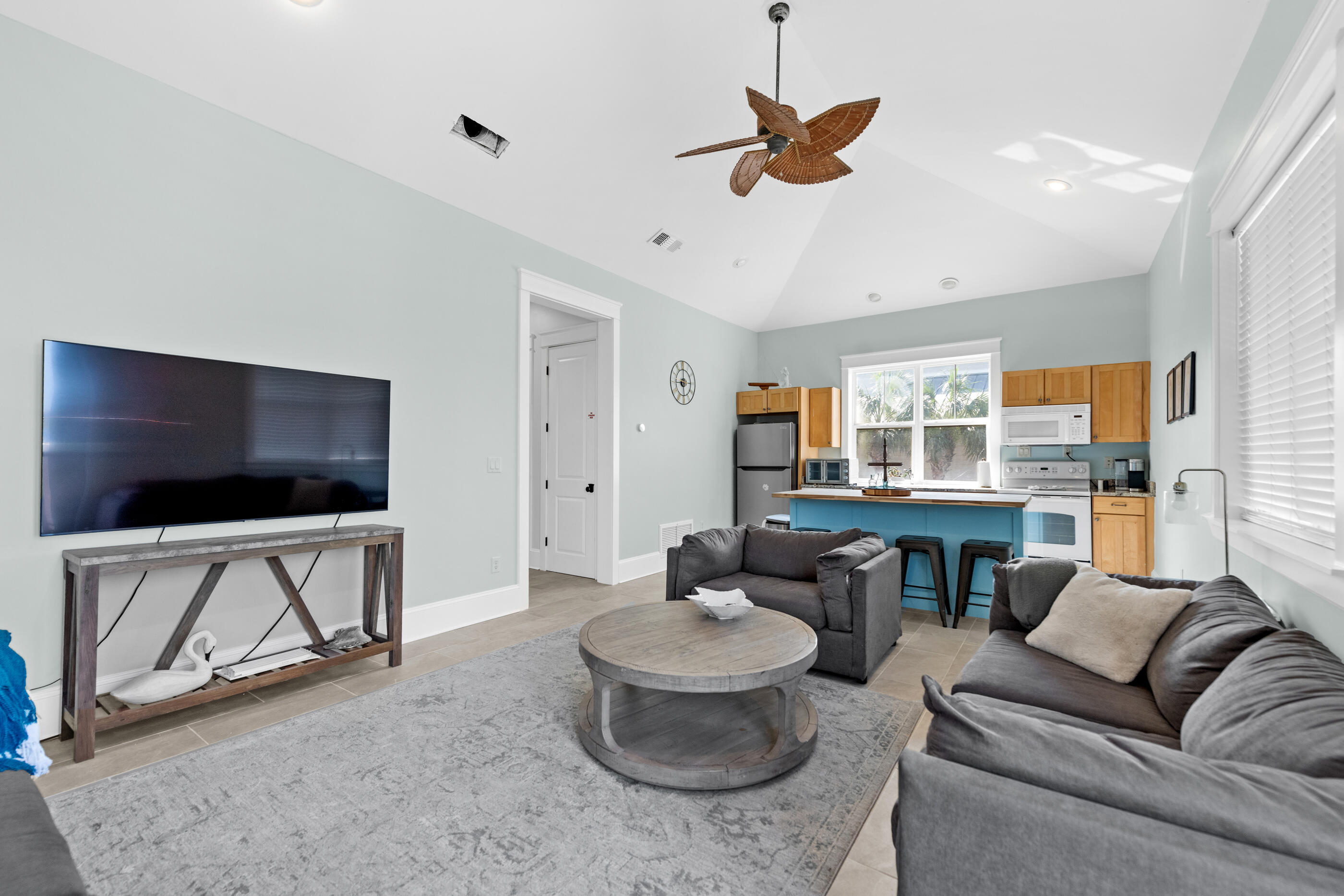 4728 Rendezvous Cove