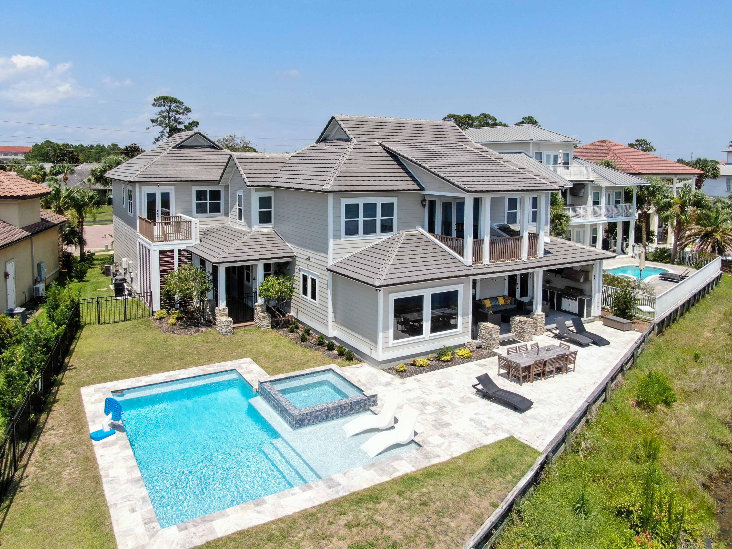 4728 Rendezvous Cove