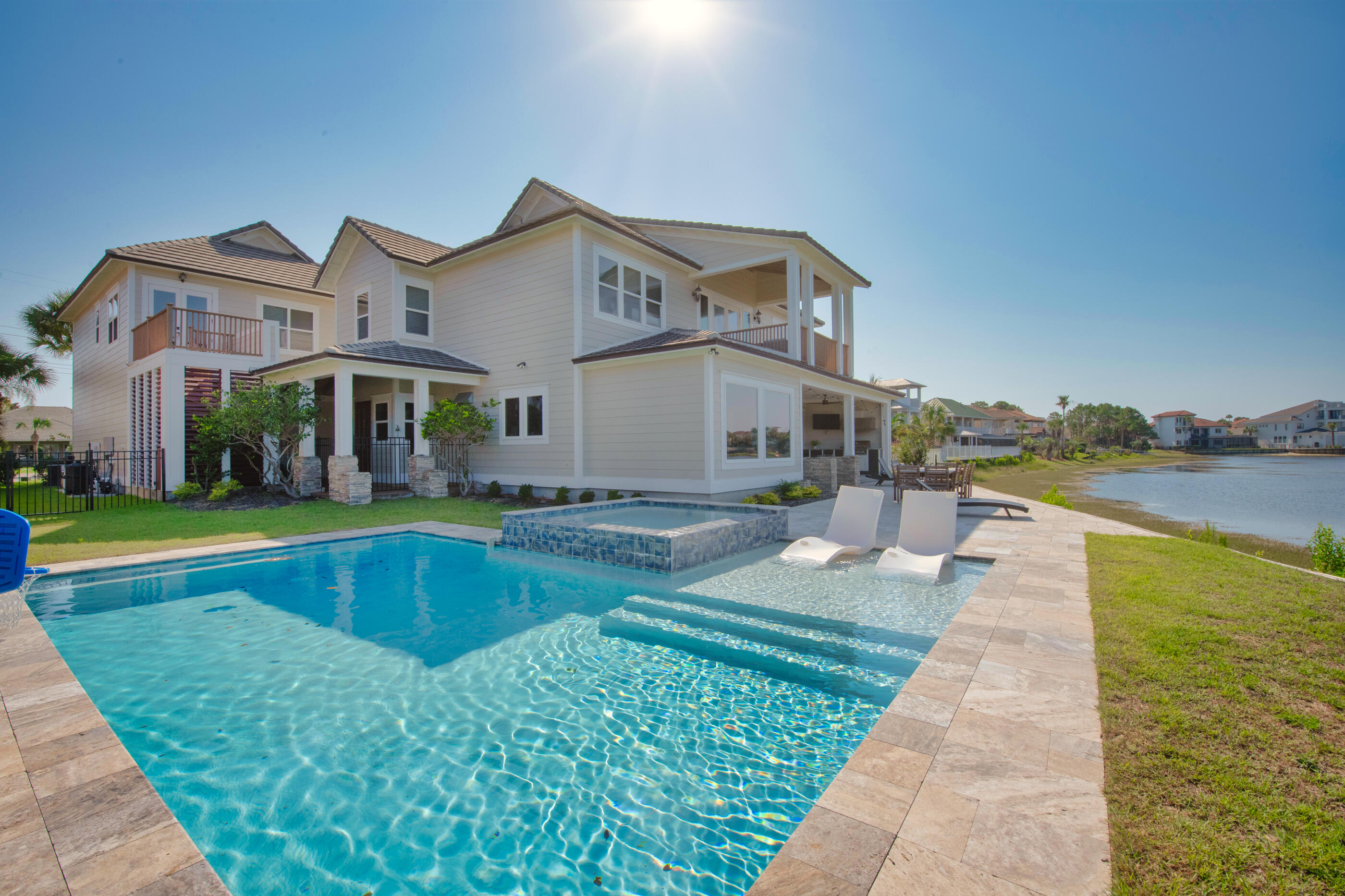 4728 Rendezvous Cove