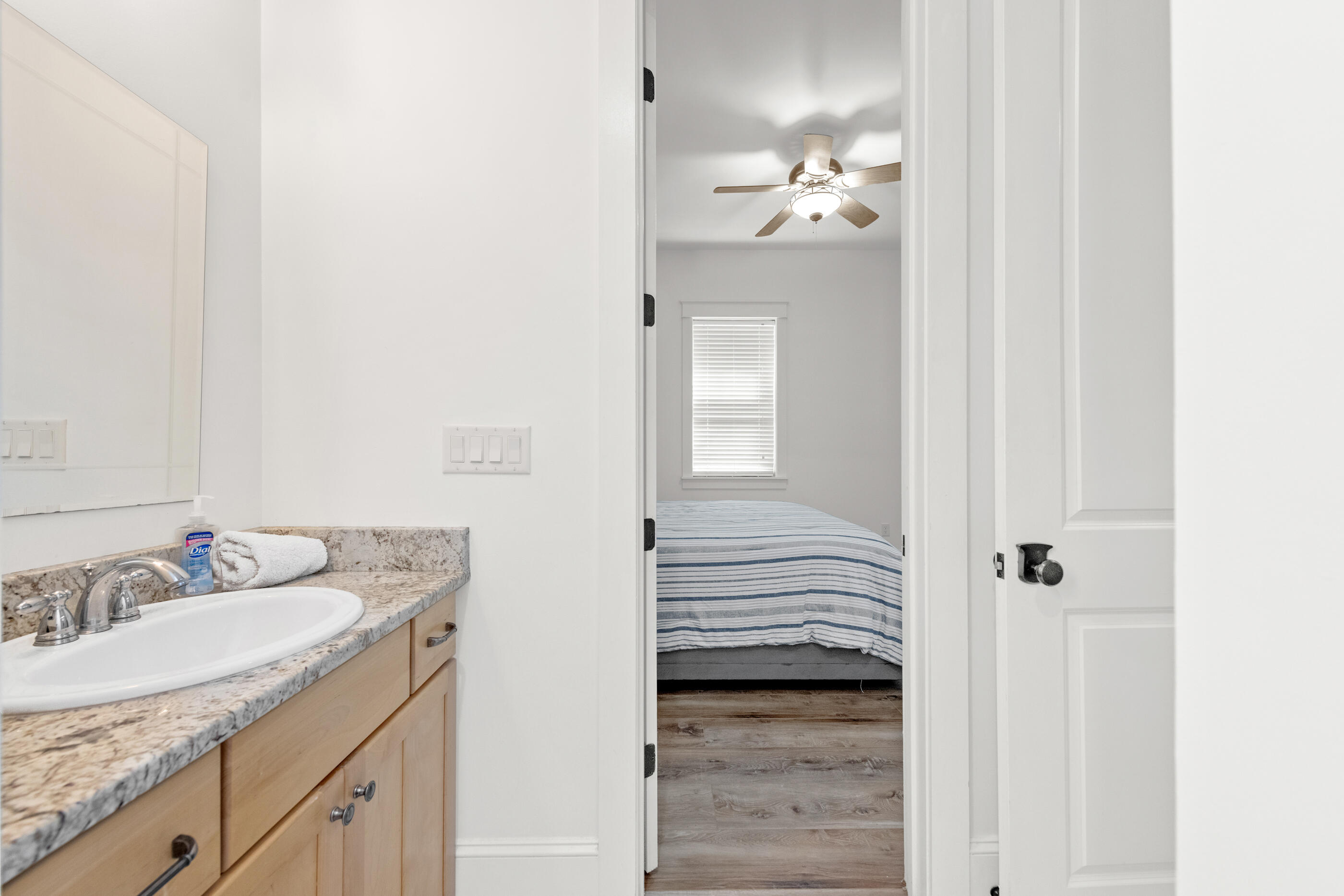 4728 Rendezvous Cove