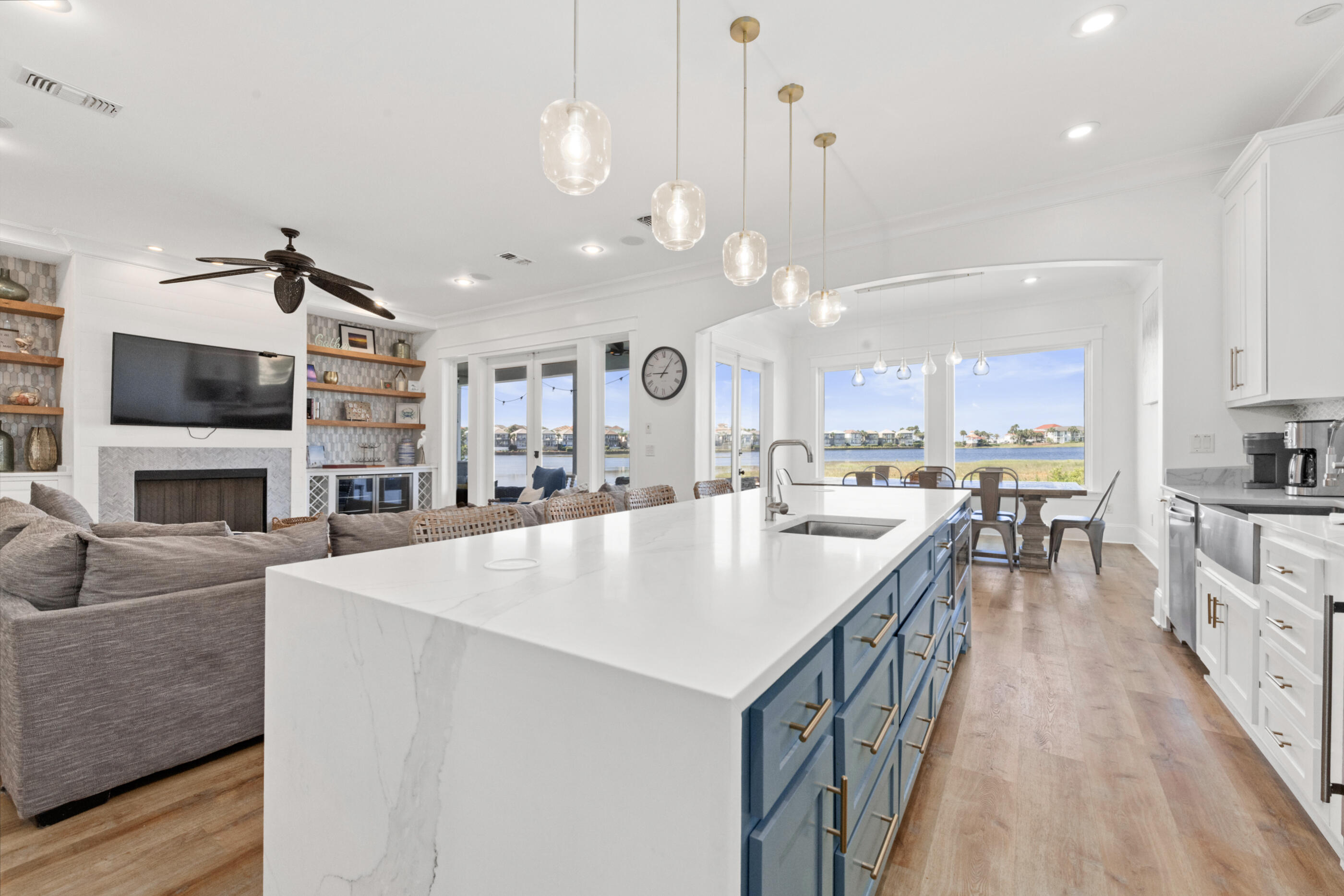 4728 Rendezvous Cove