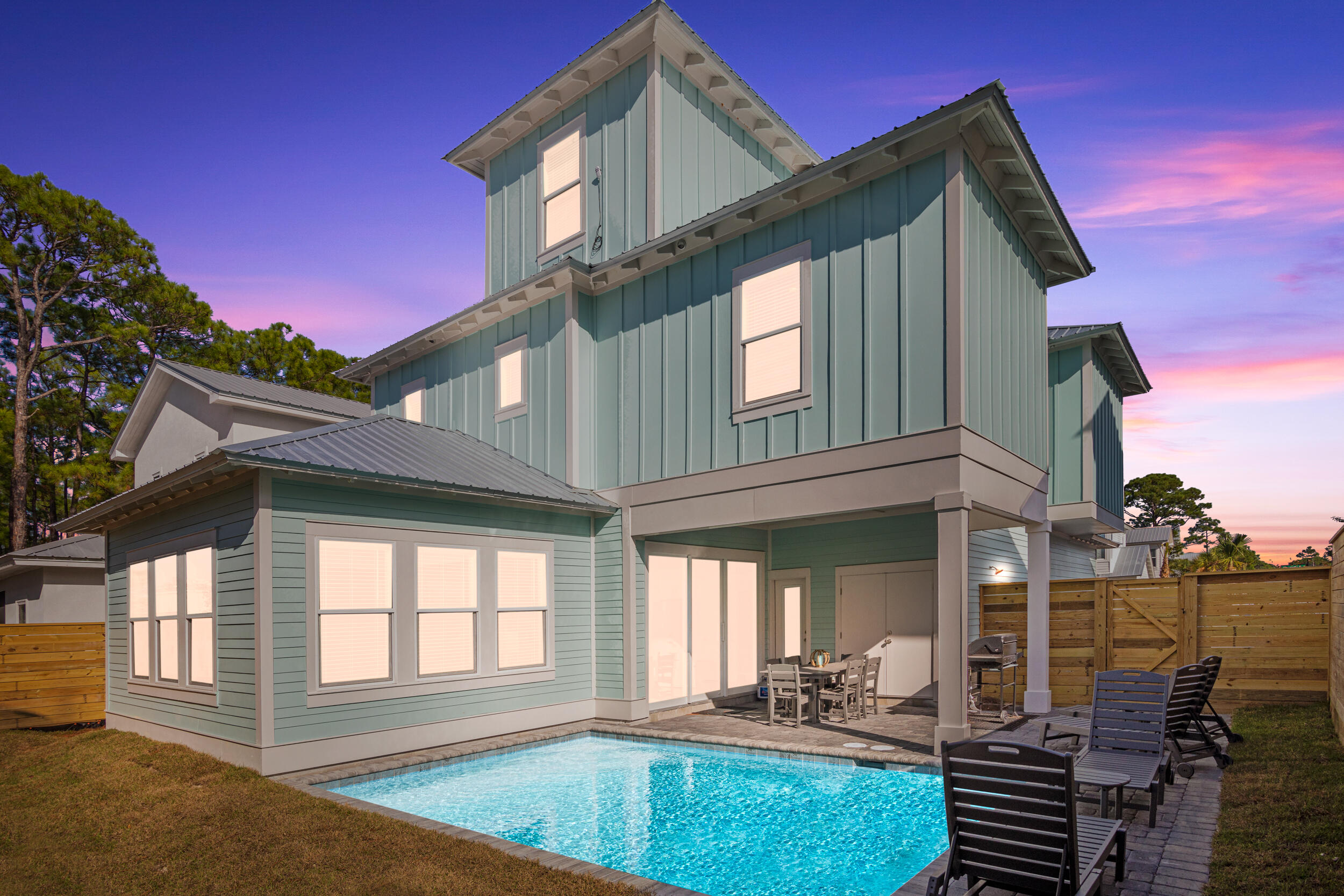 157 Charlotte Avenue