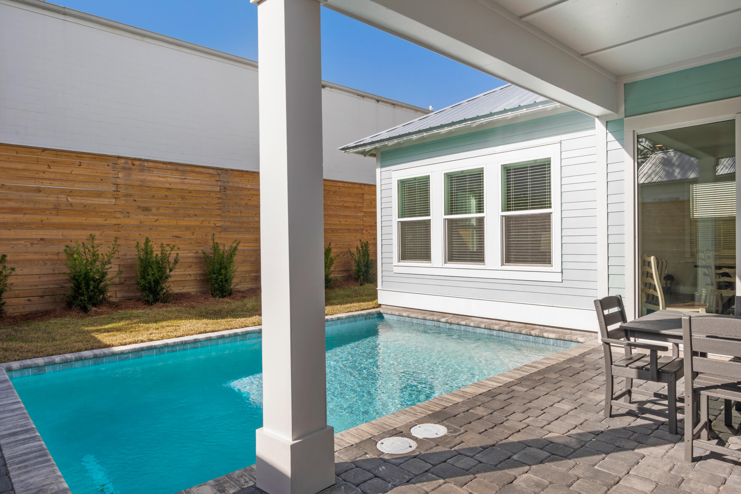 157 Charlotte Avenue