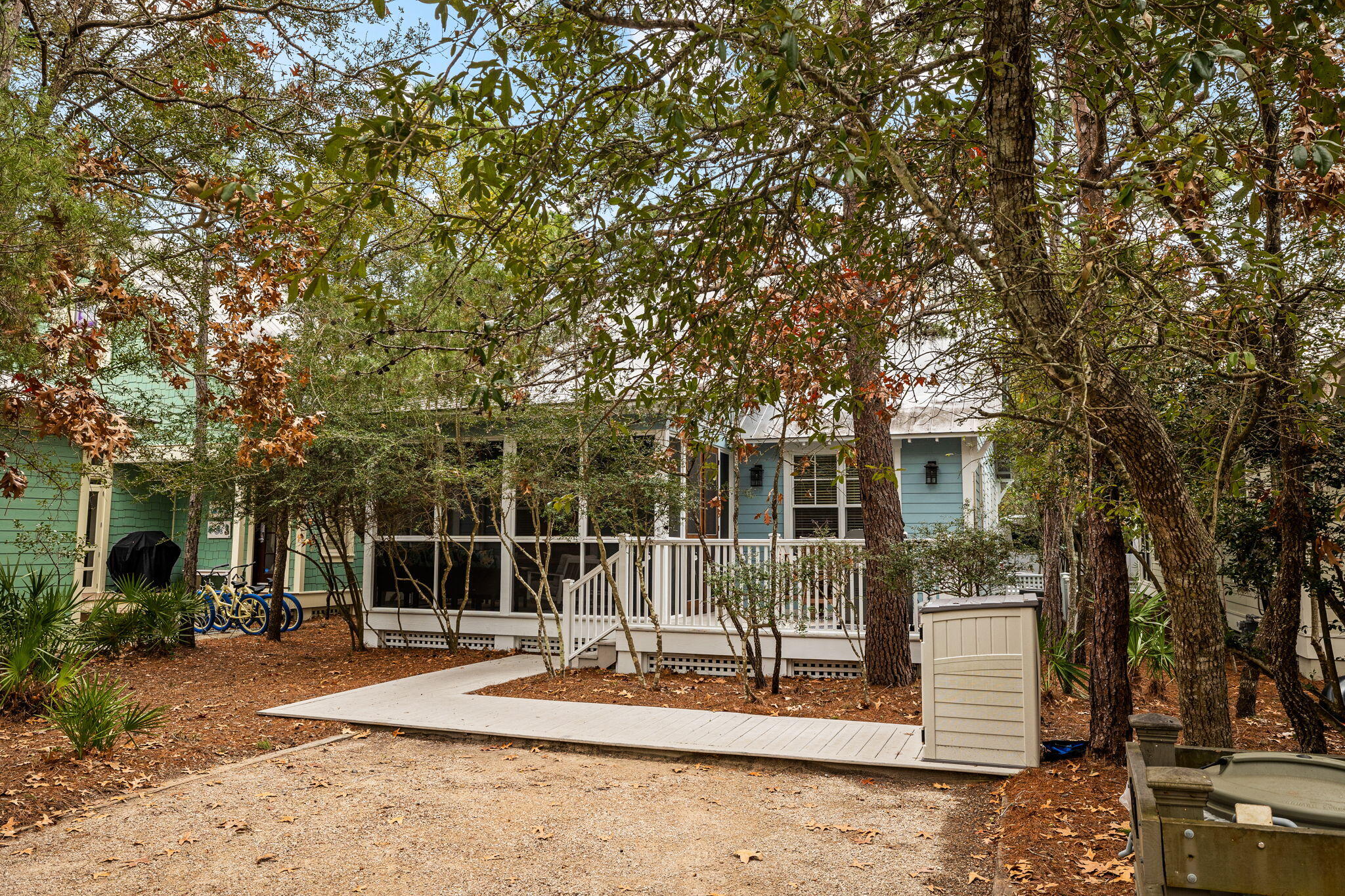 1261 Western Lake Drive