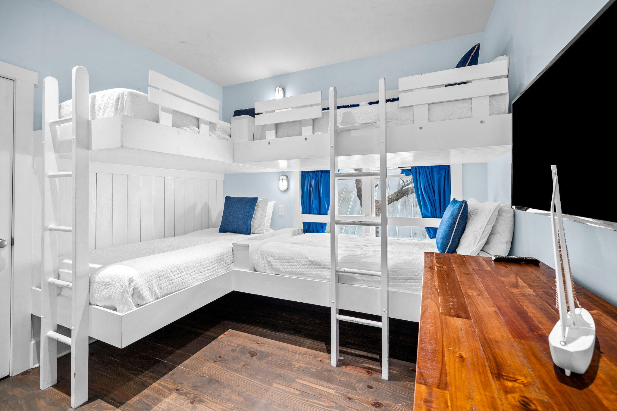 1261 Western Lake Drive