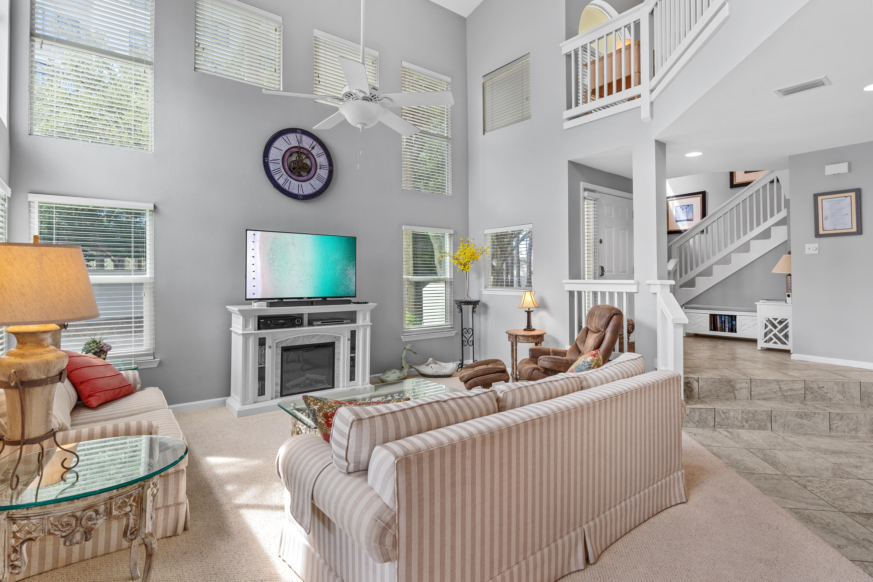 985 Northshore Drive, 985