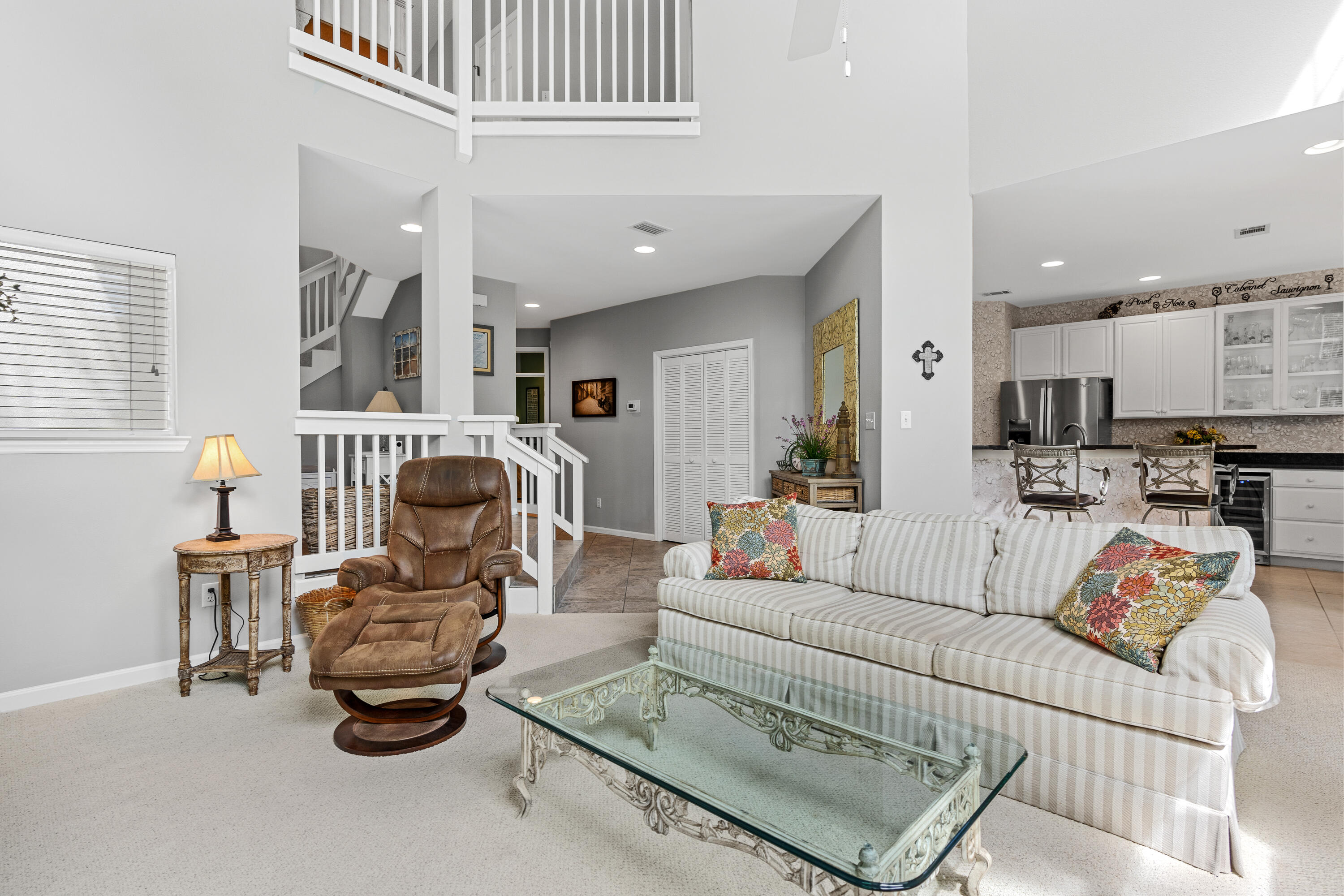 985 Northshore Drive, 985