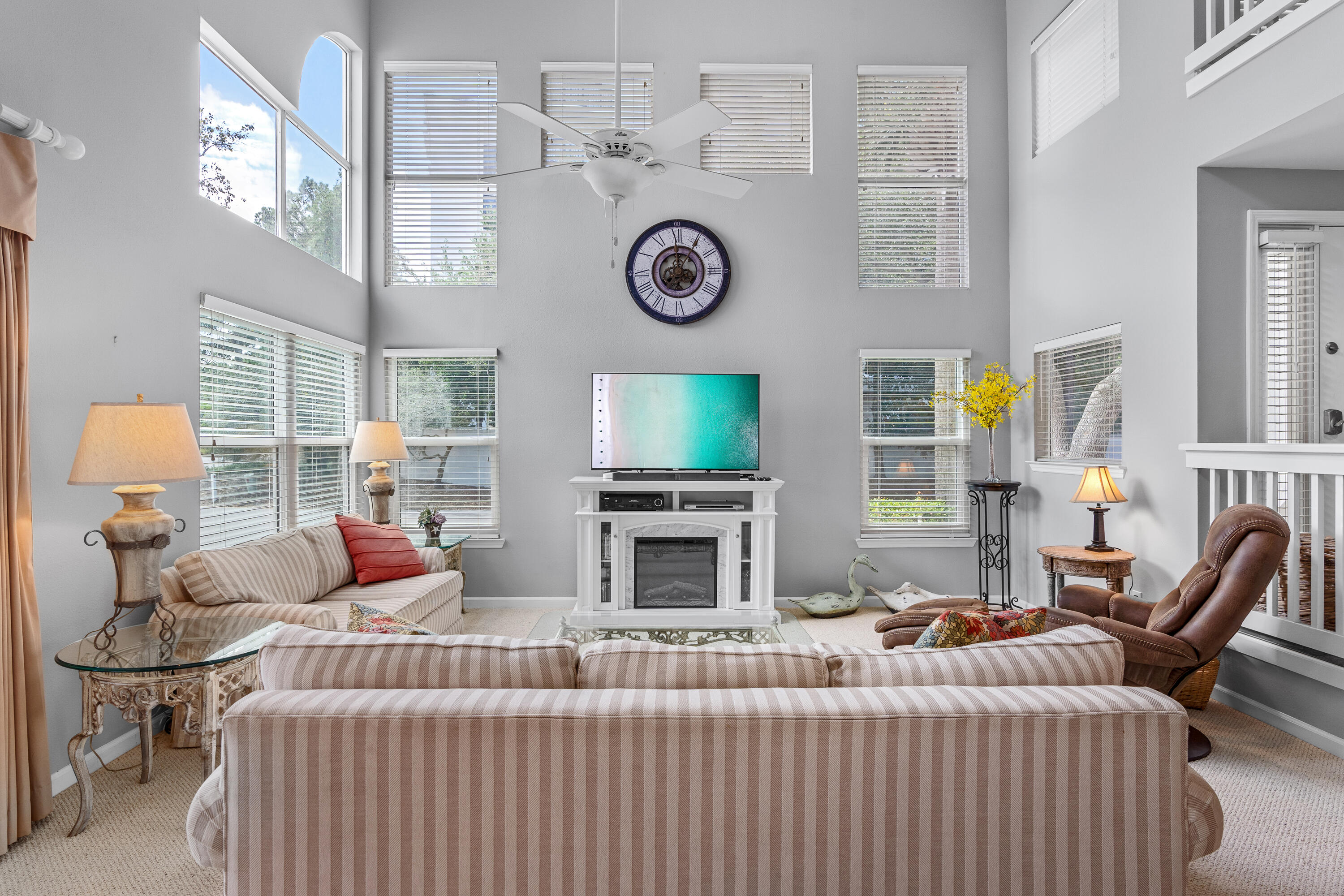 985 Northshore Drive, 985