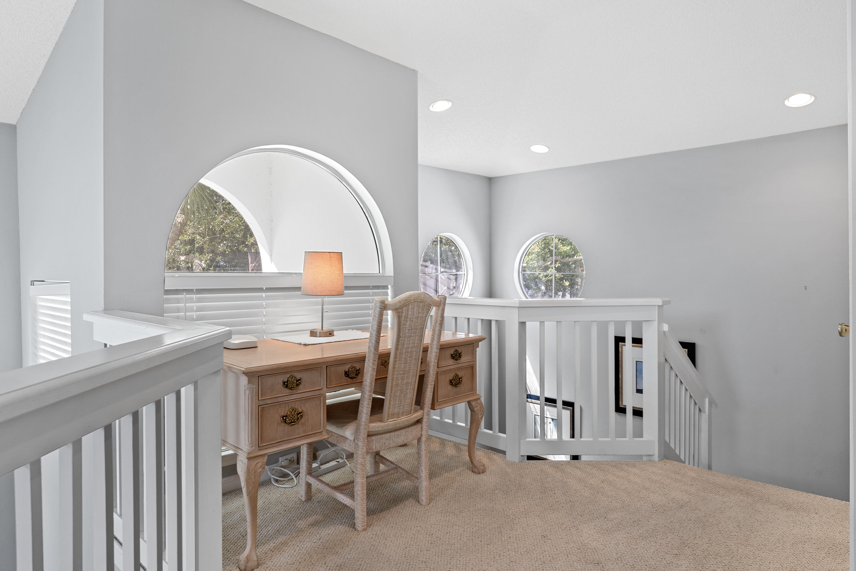 985 Northshore Drive, 985