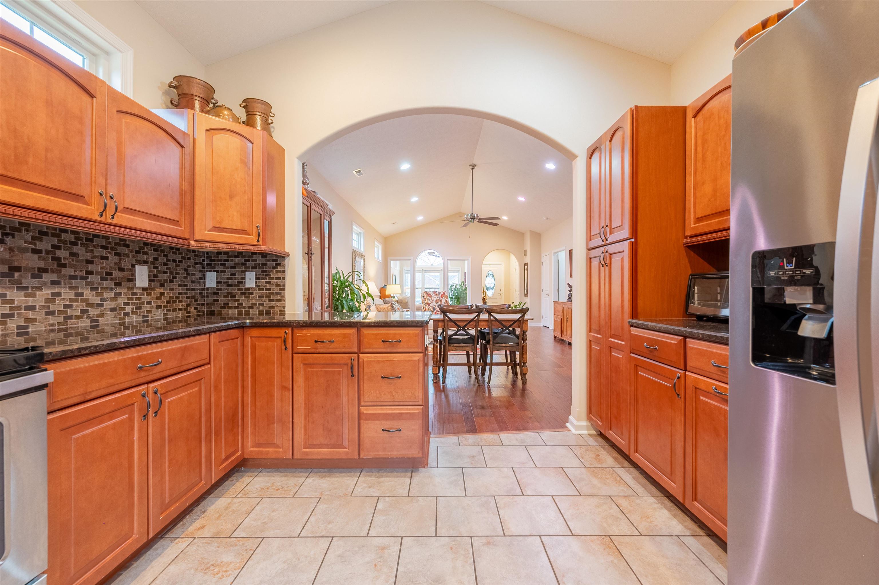 70 GAVINS Court NW