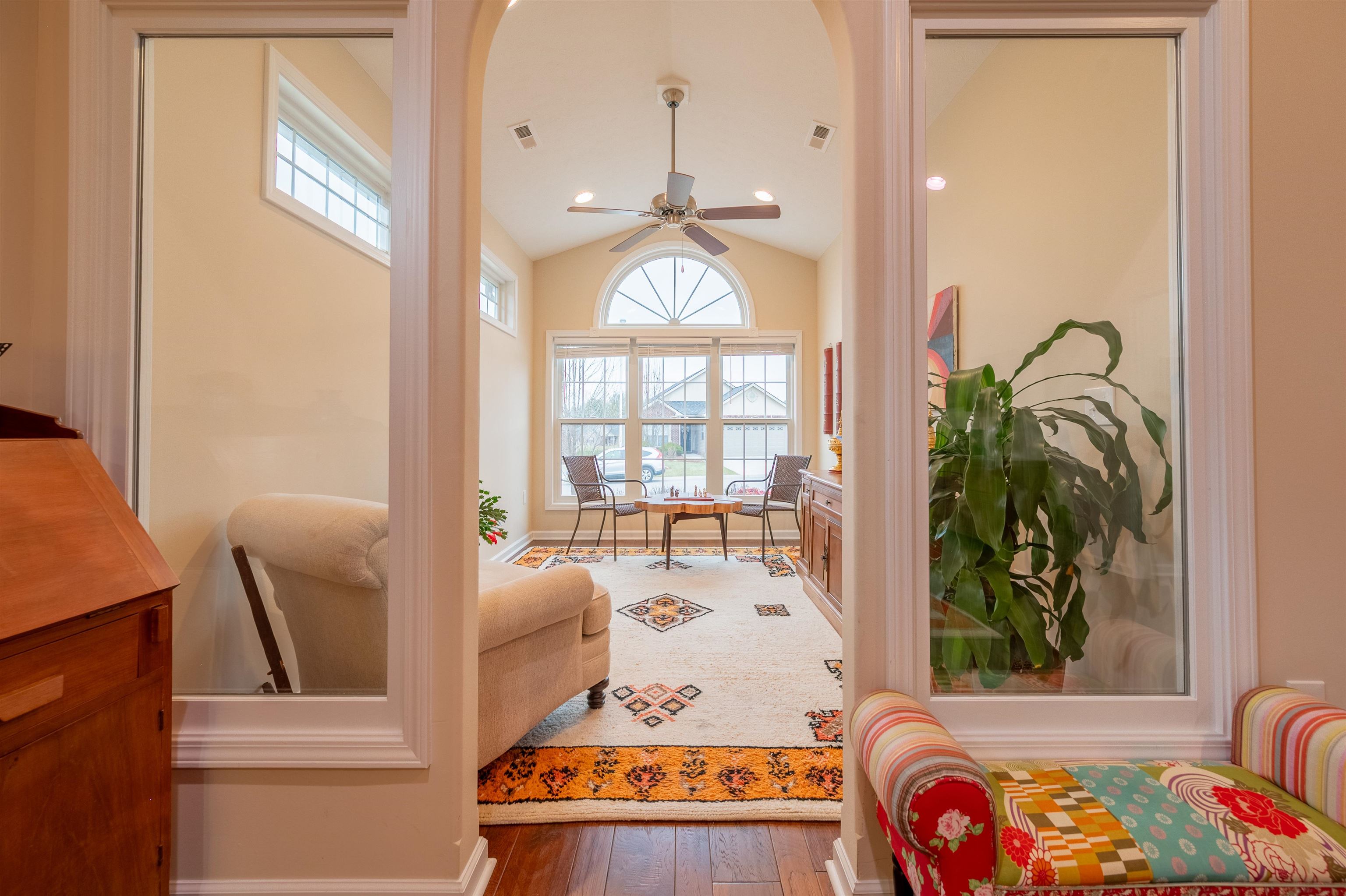 70 GAVINS Court NW