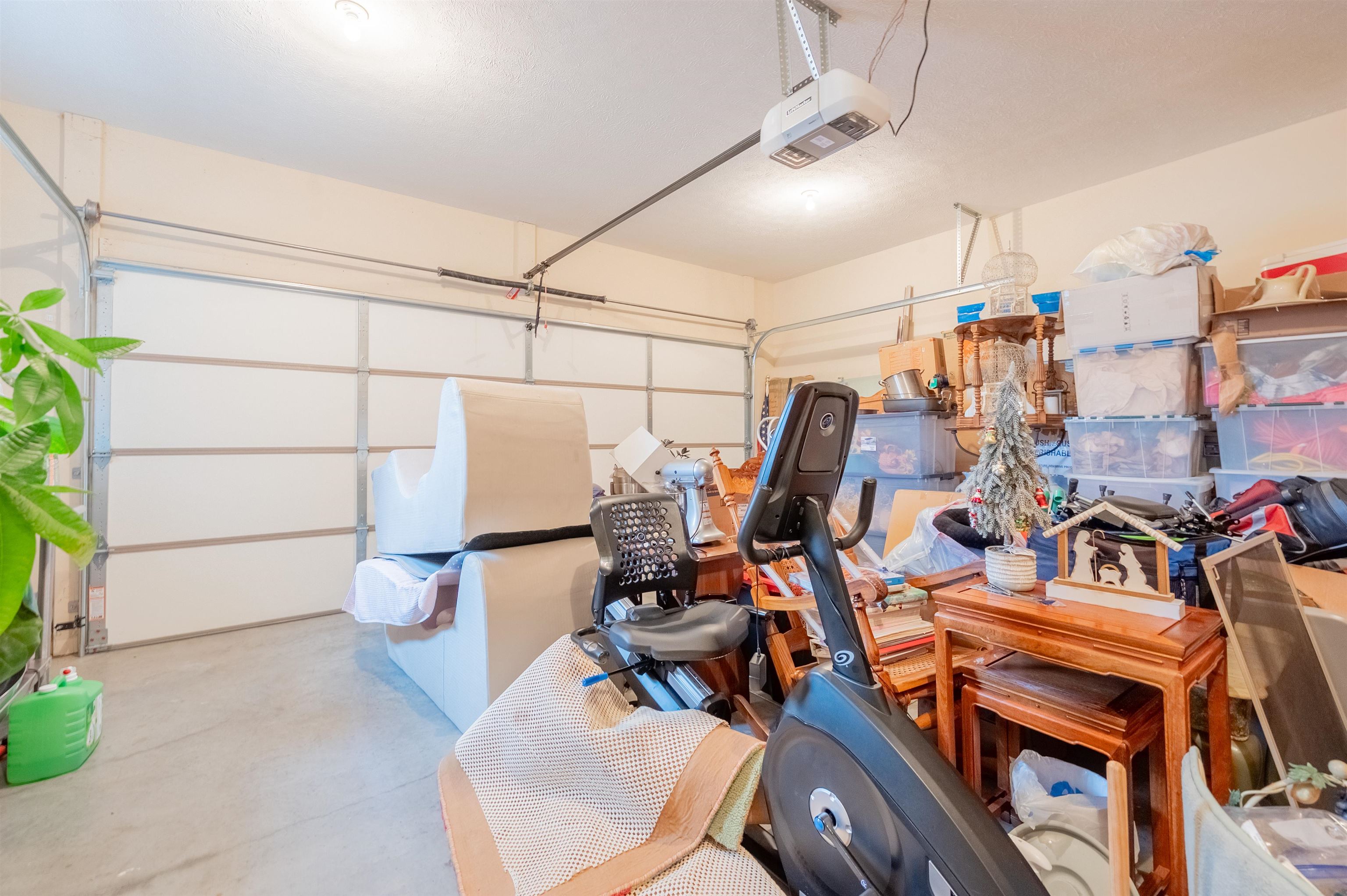 70 GAVINS Court NW