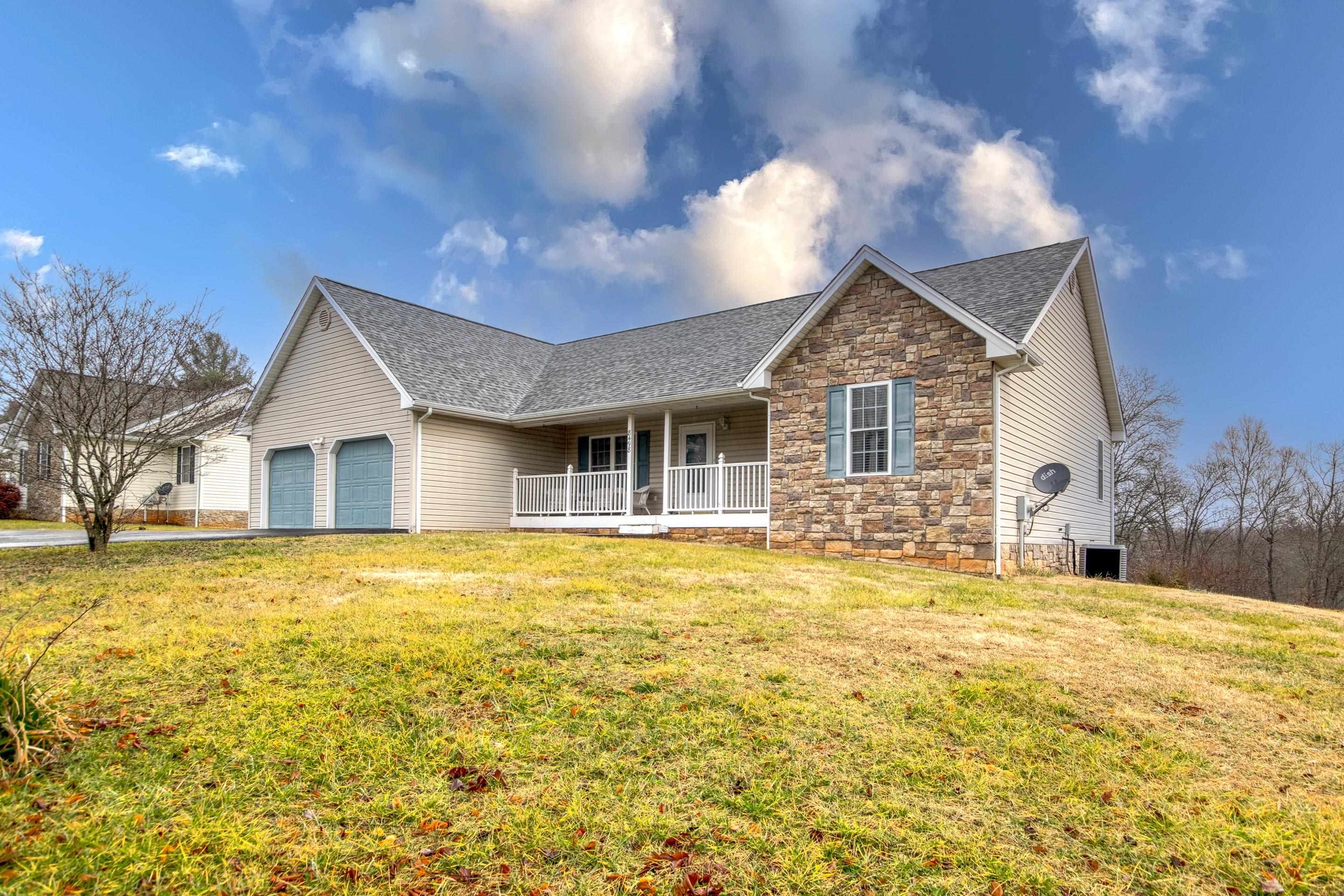 8498 Goodview Road