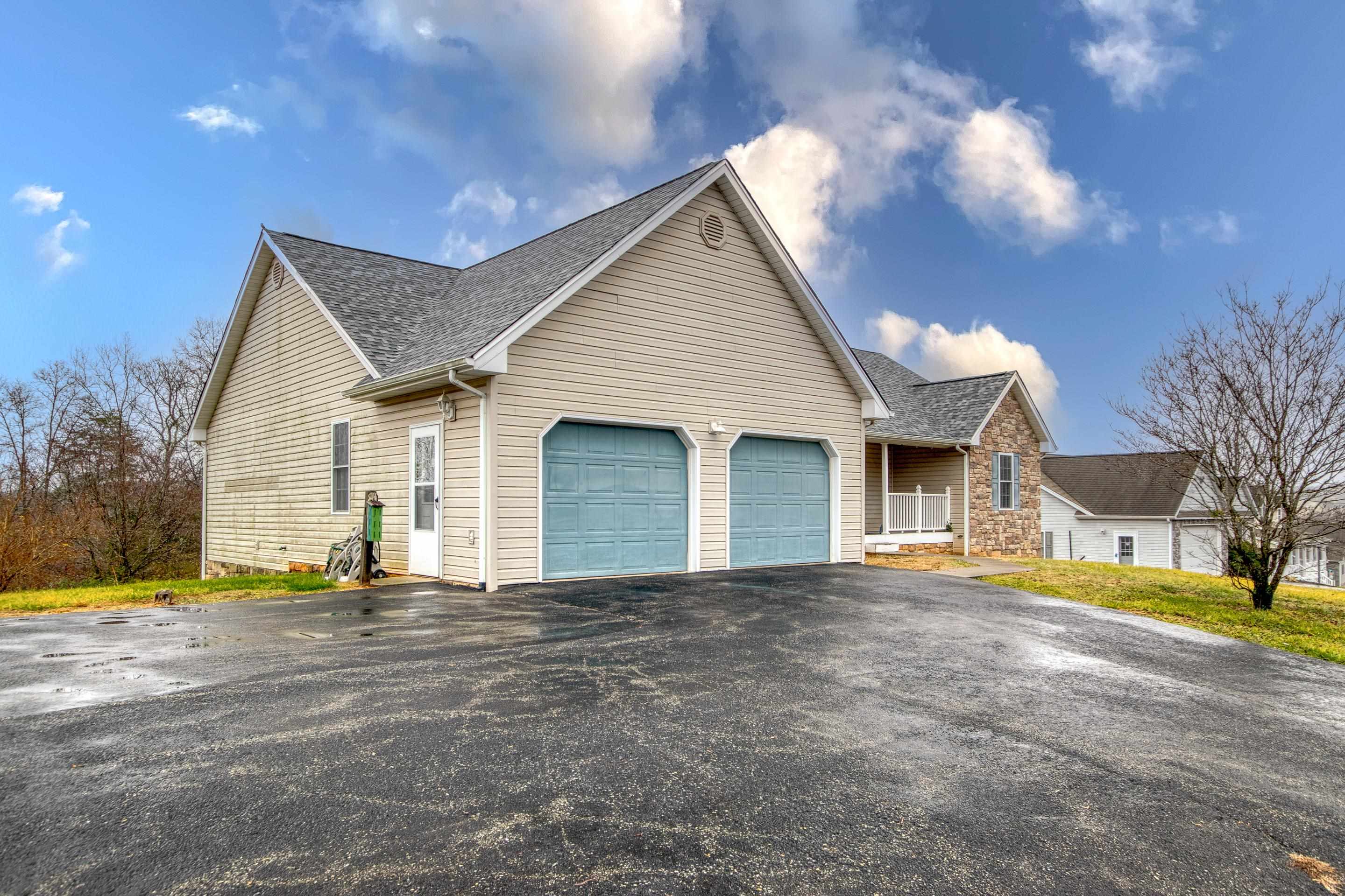 8498 Goodview Road