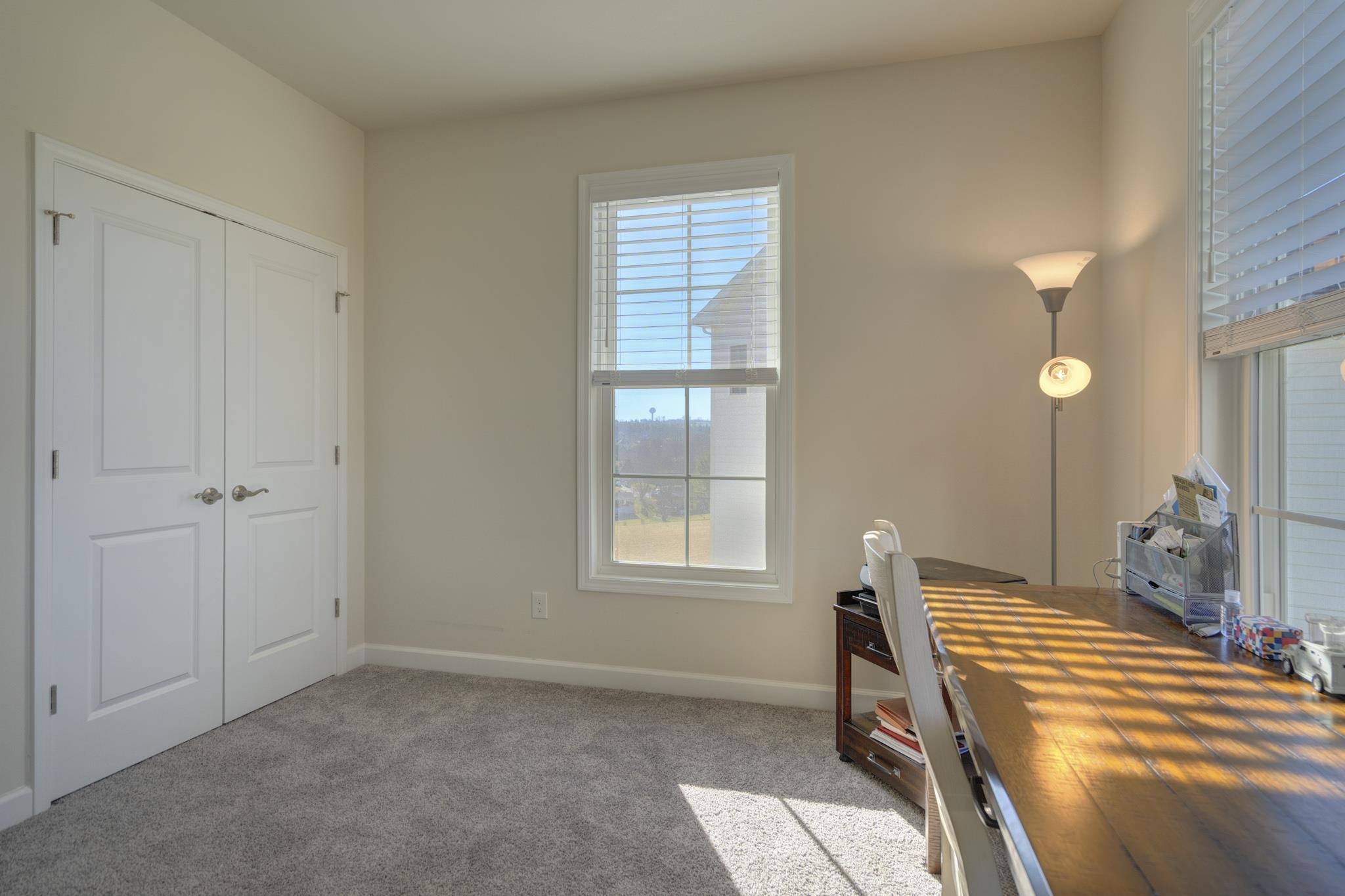 124 KINLOCH Drive