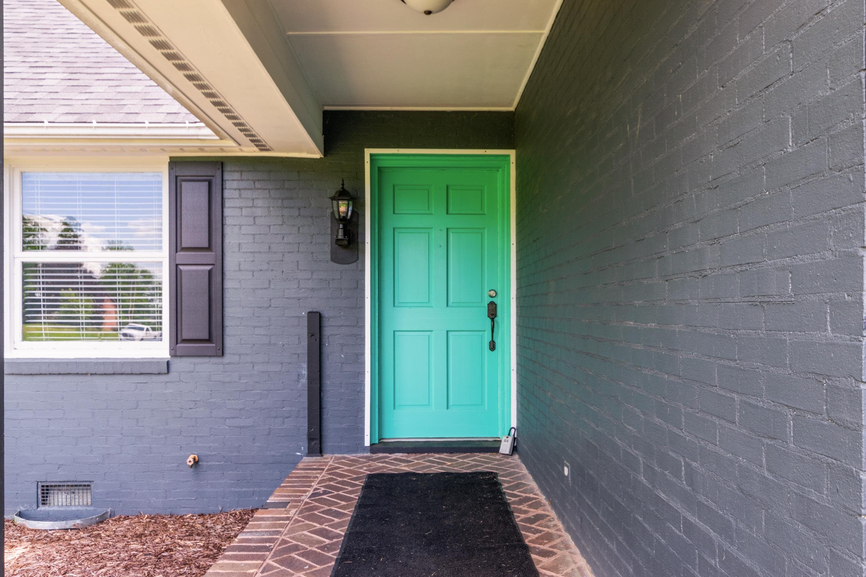 390 N 18th Street