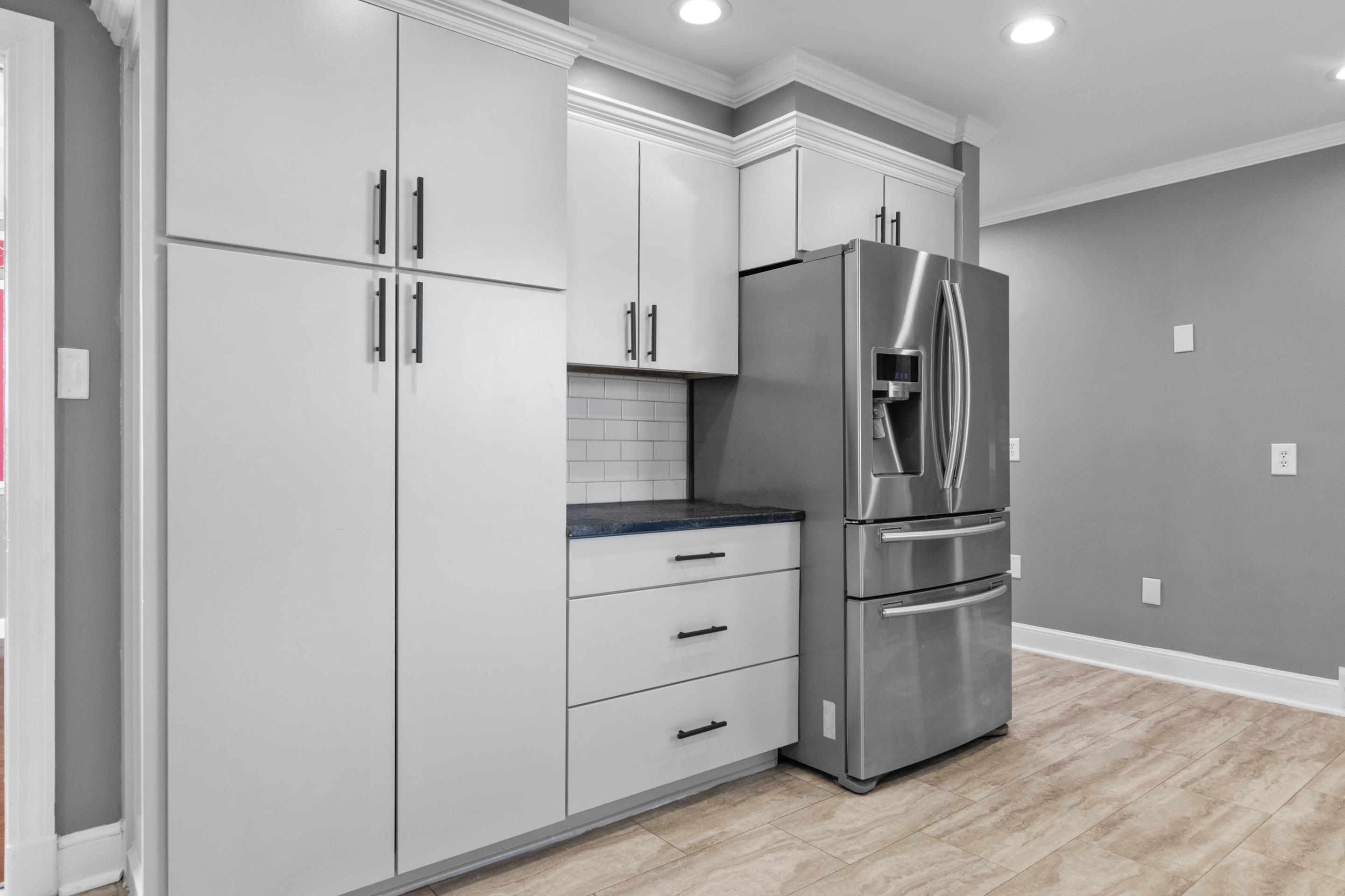 390 N 18th Street