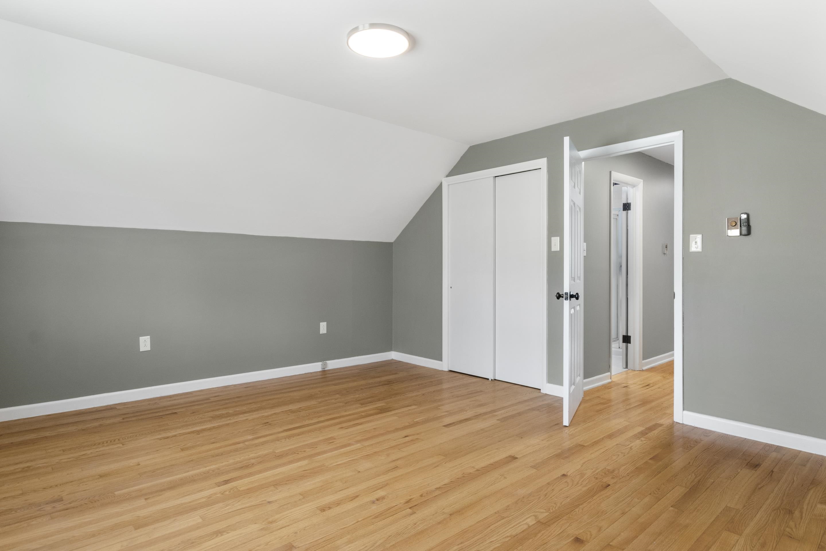 390 N 18th Street