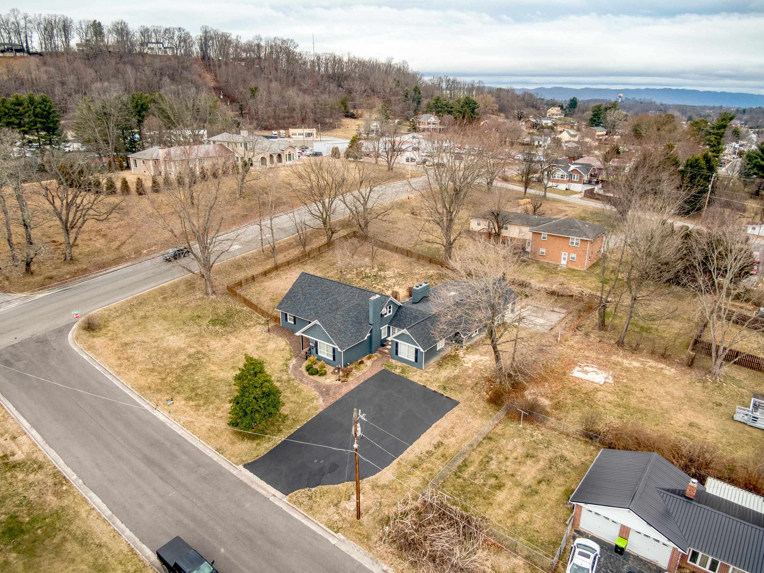 390 N 18th Street