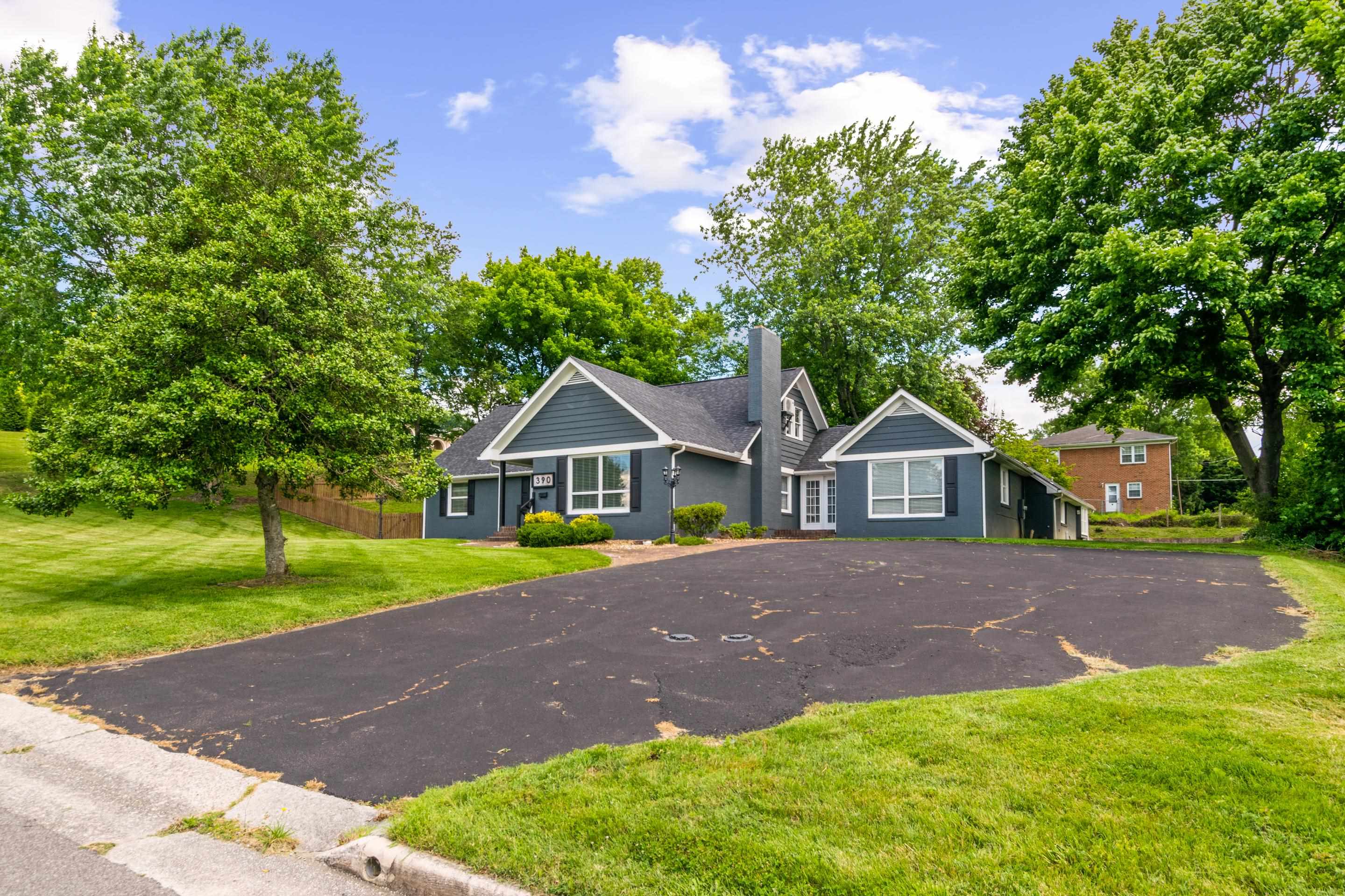 390 N 18th Street