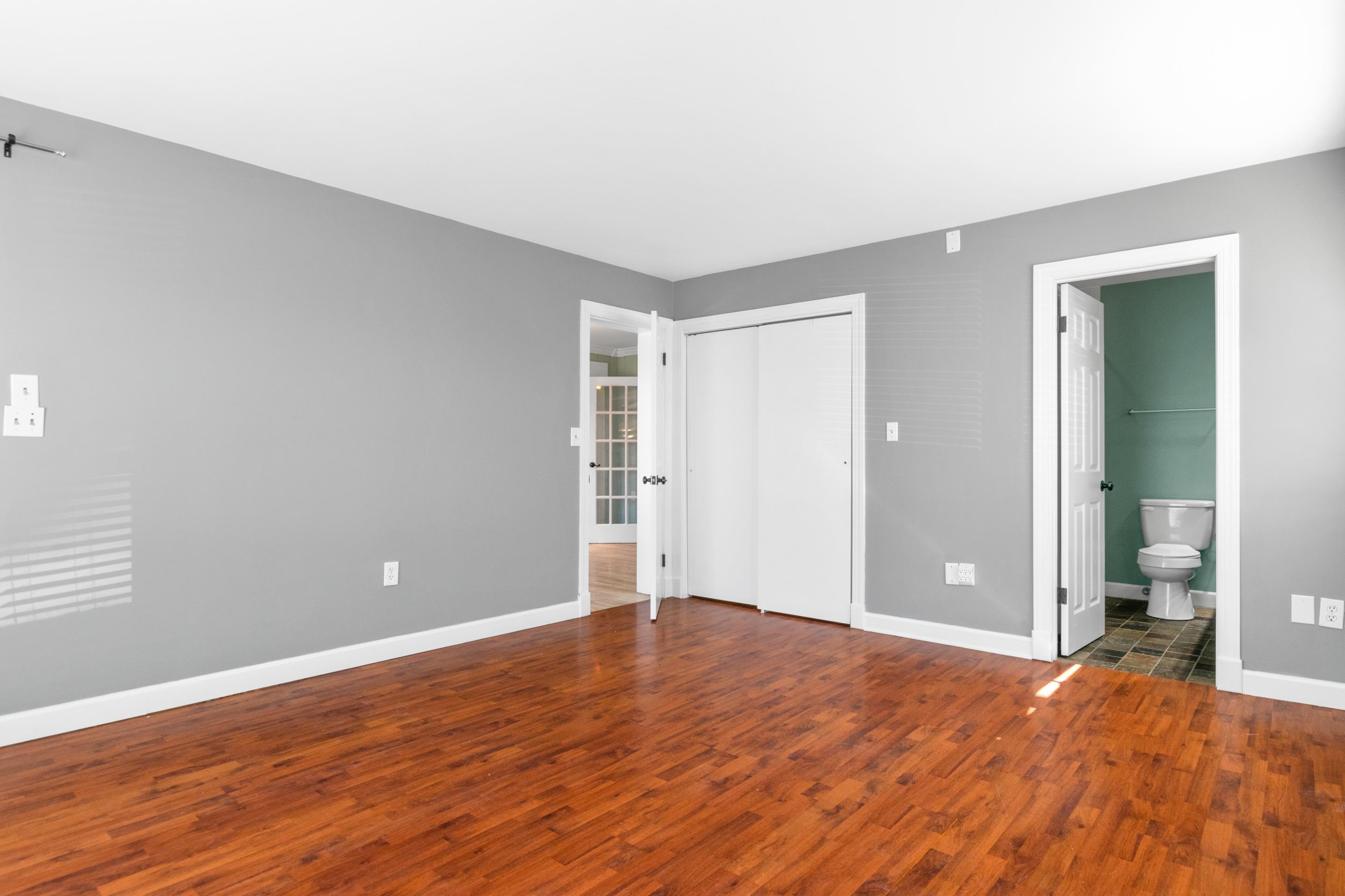 390 N 18th Street