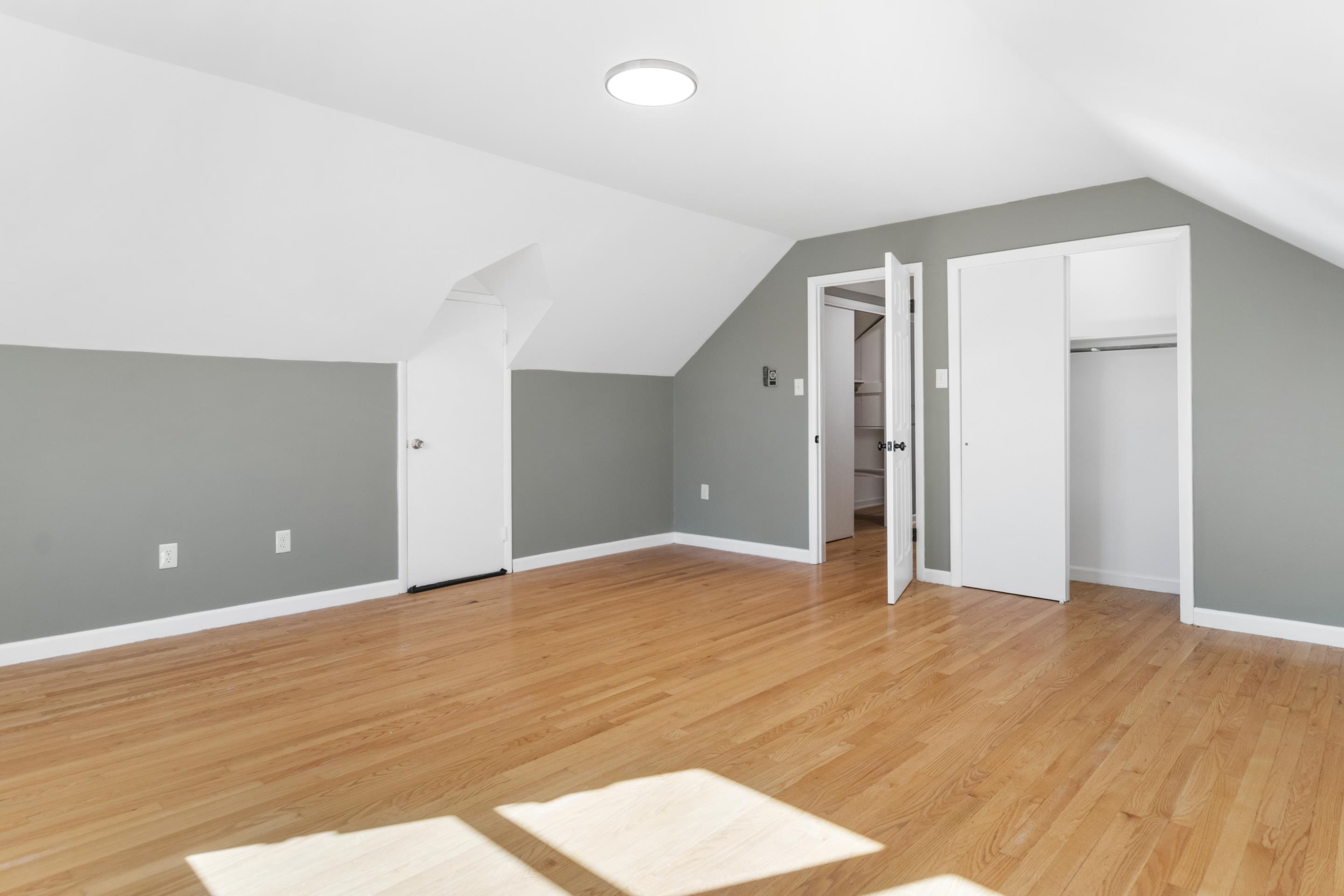 390 N 18th Street