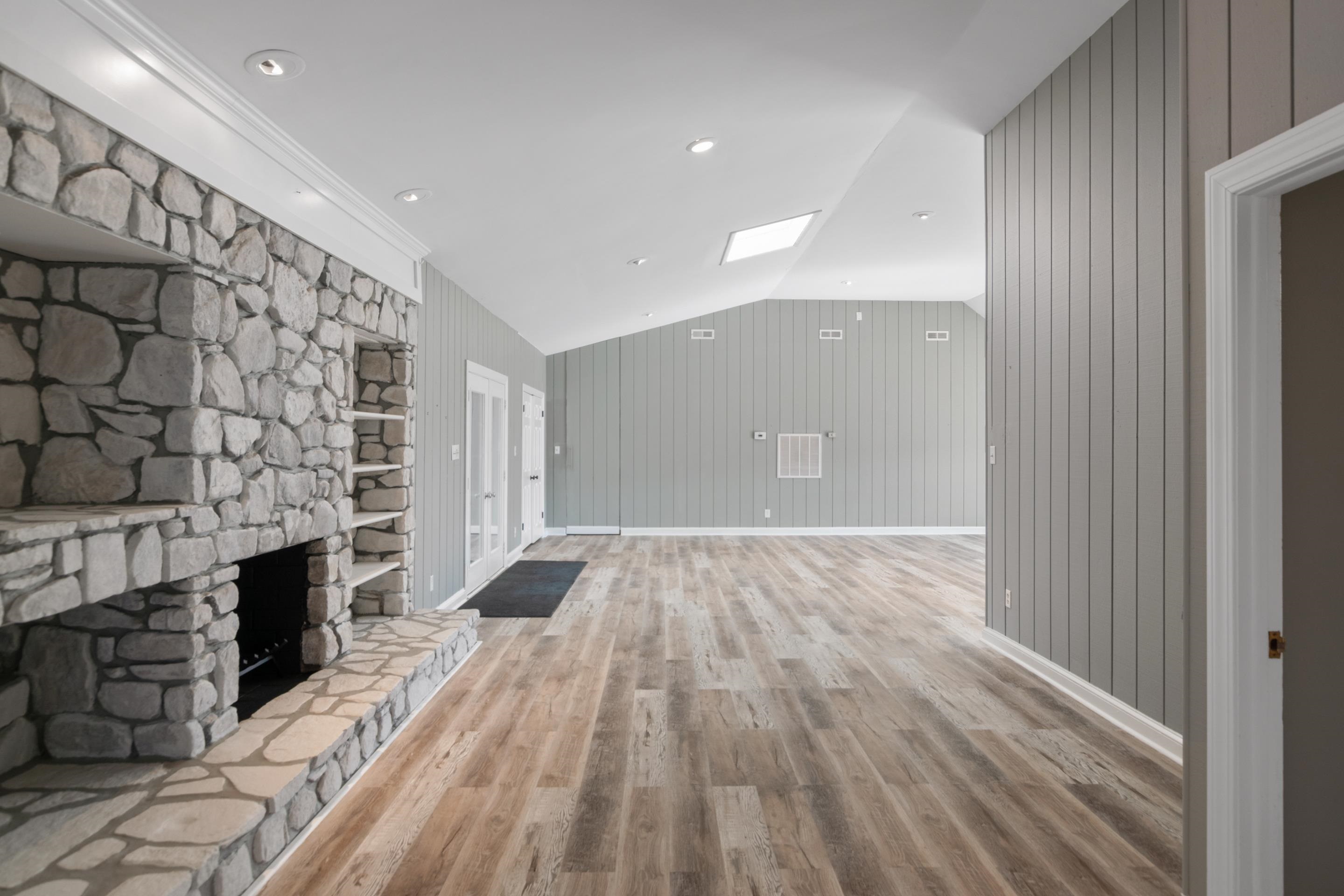 390 N 18th Street