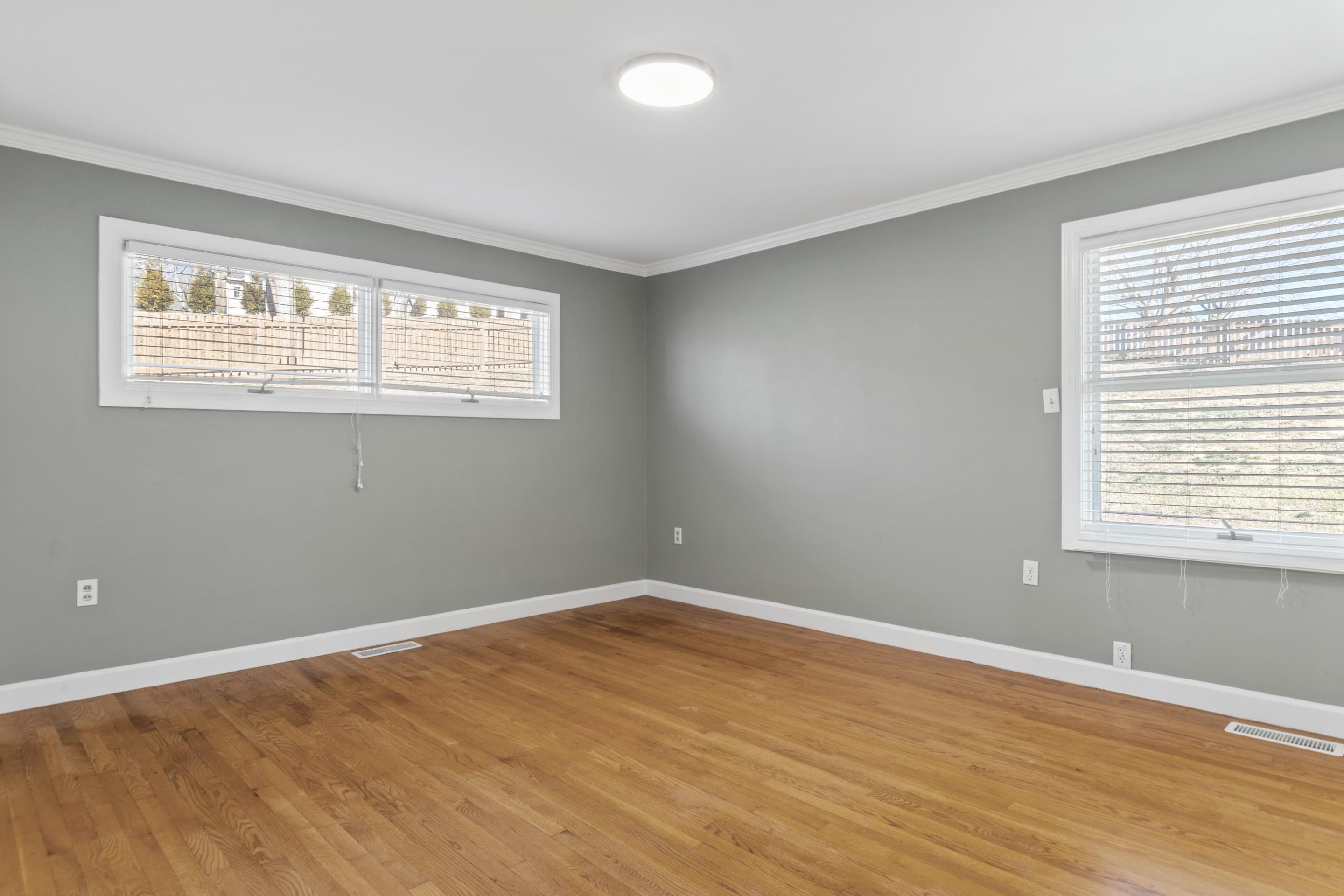 390 N 18th Street