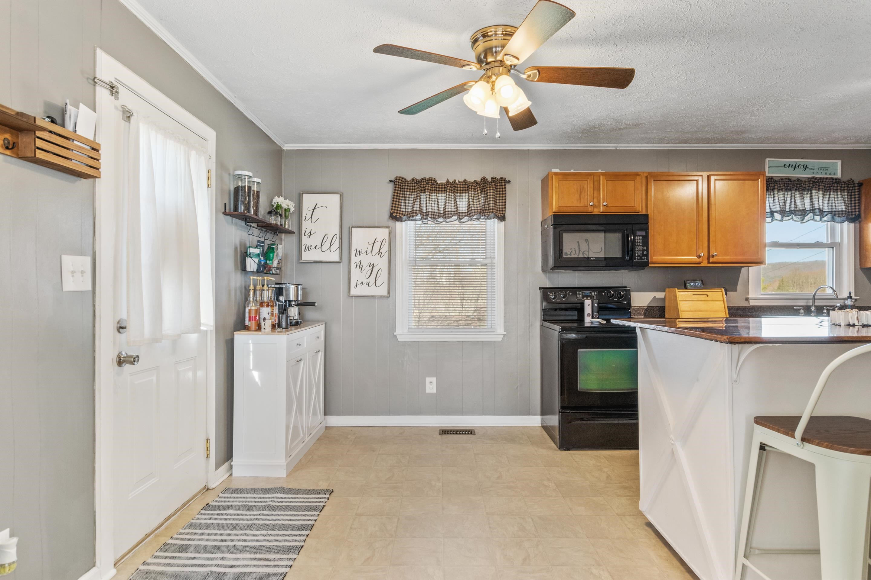 5709 Alum Spring Rd Road