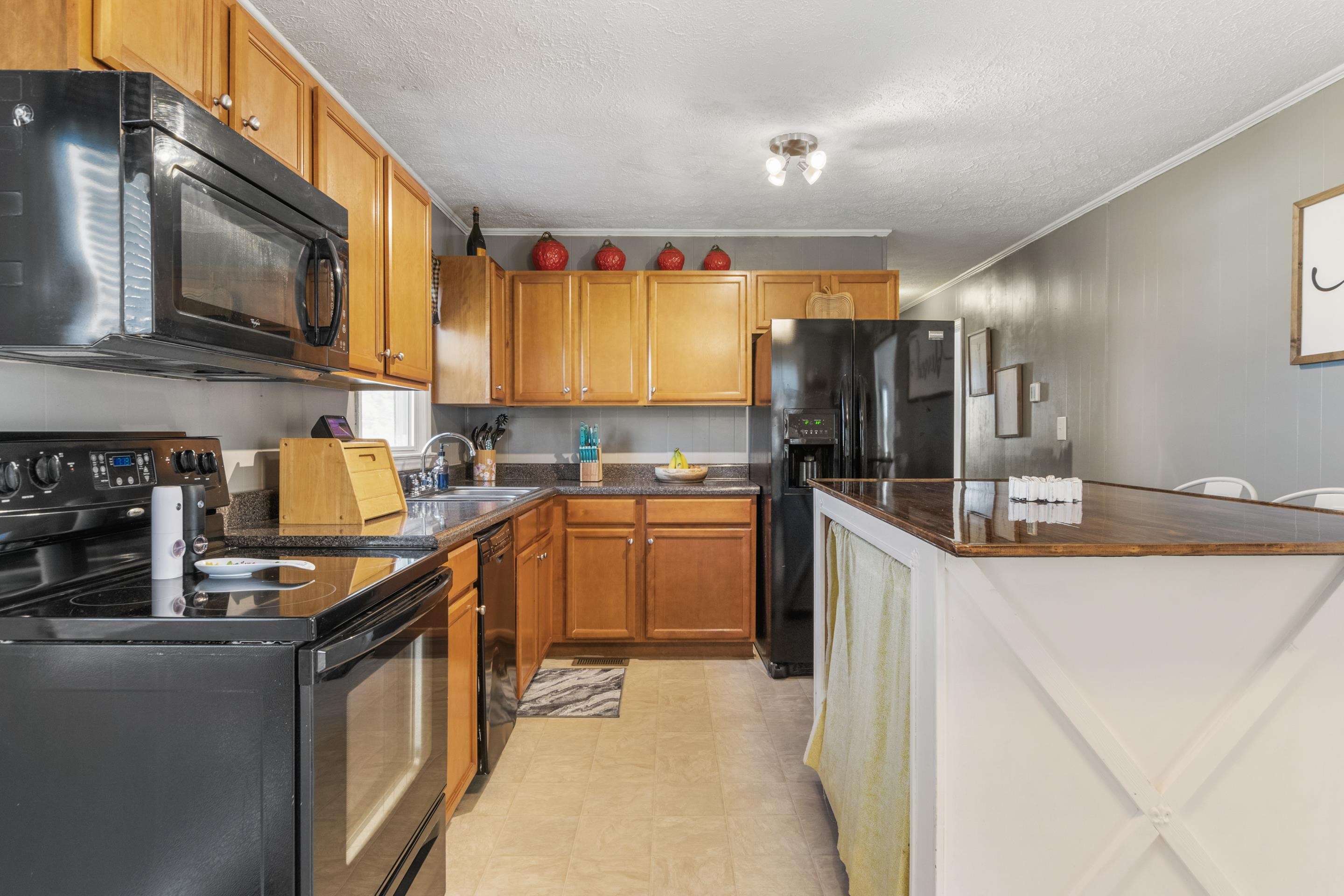 5709 Alum Spring Rd Road