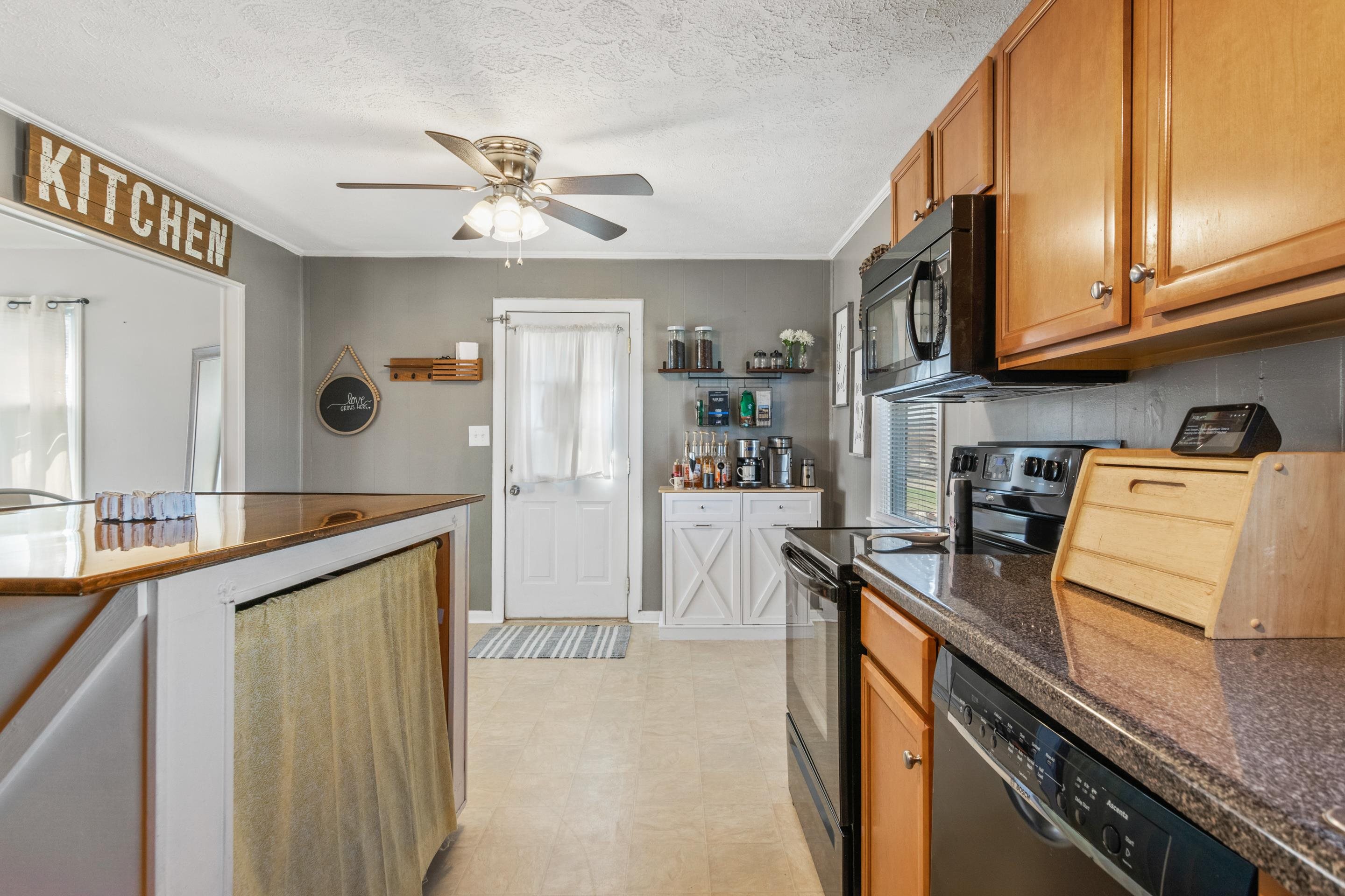 5709 Alum Spring Rd Road