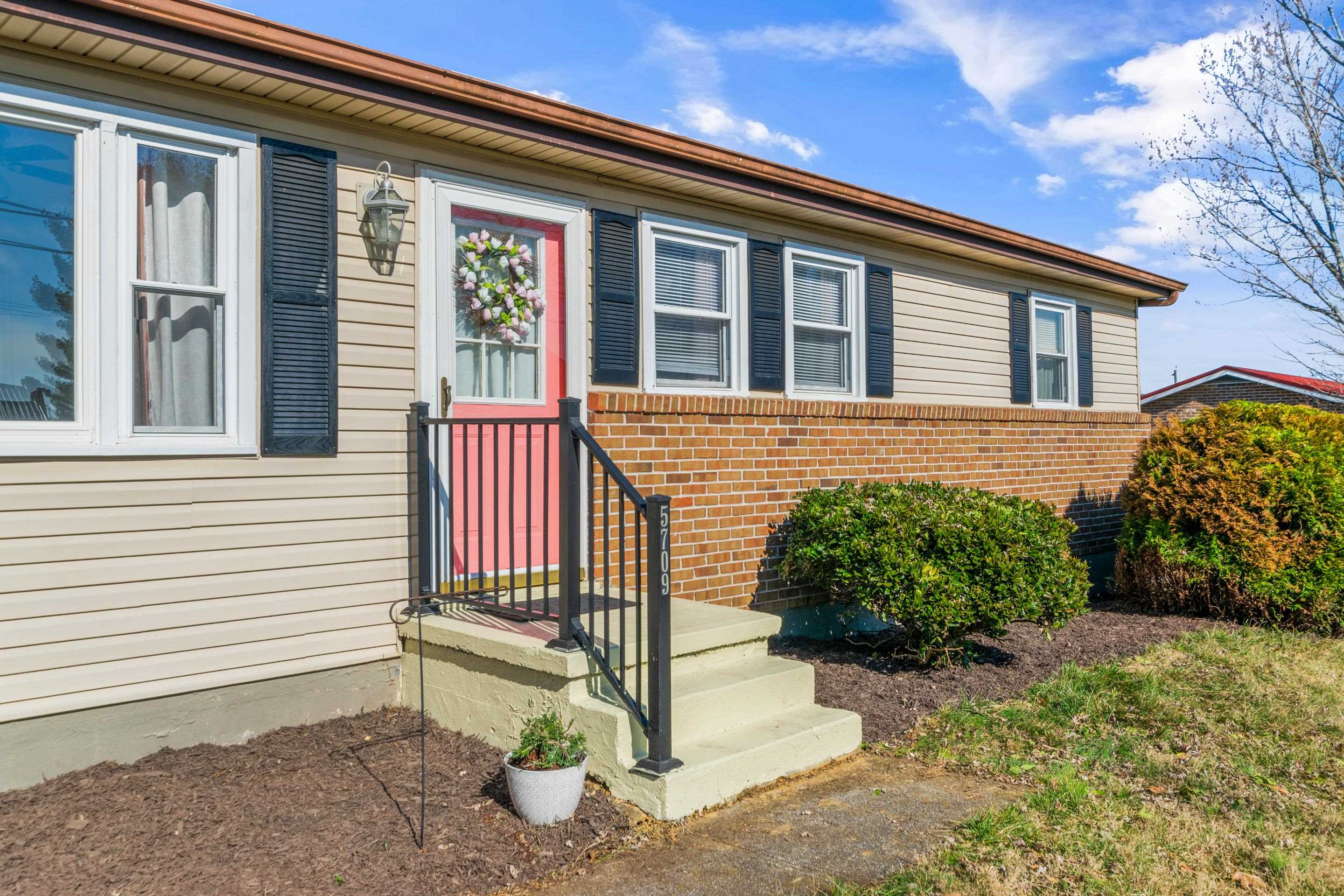 5709 Alum Spring Rd Road